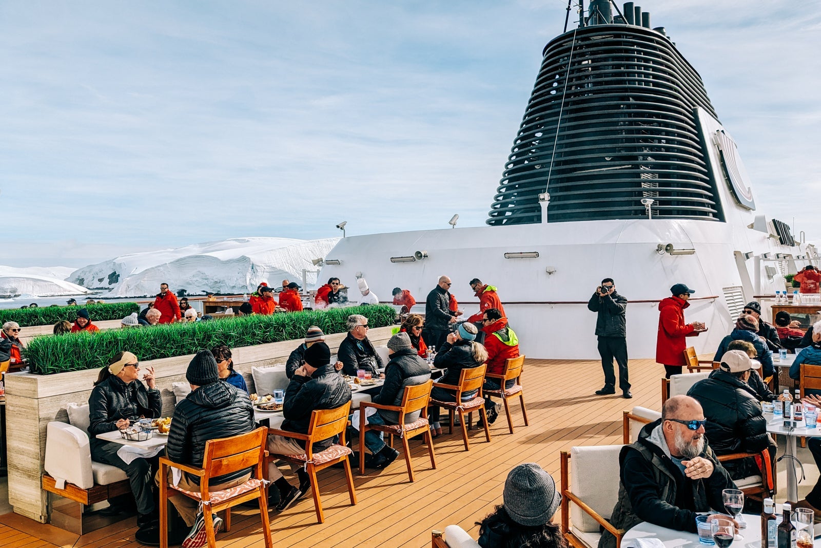 Barbecue lunch on Viking Polaris.