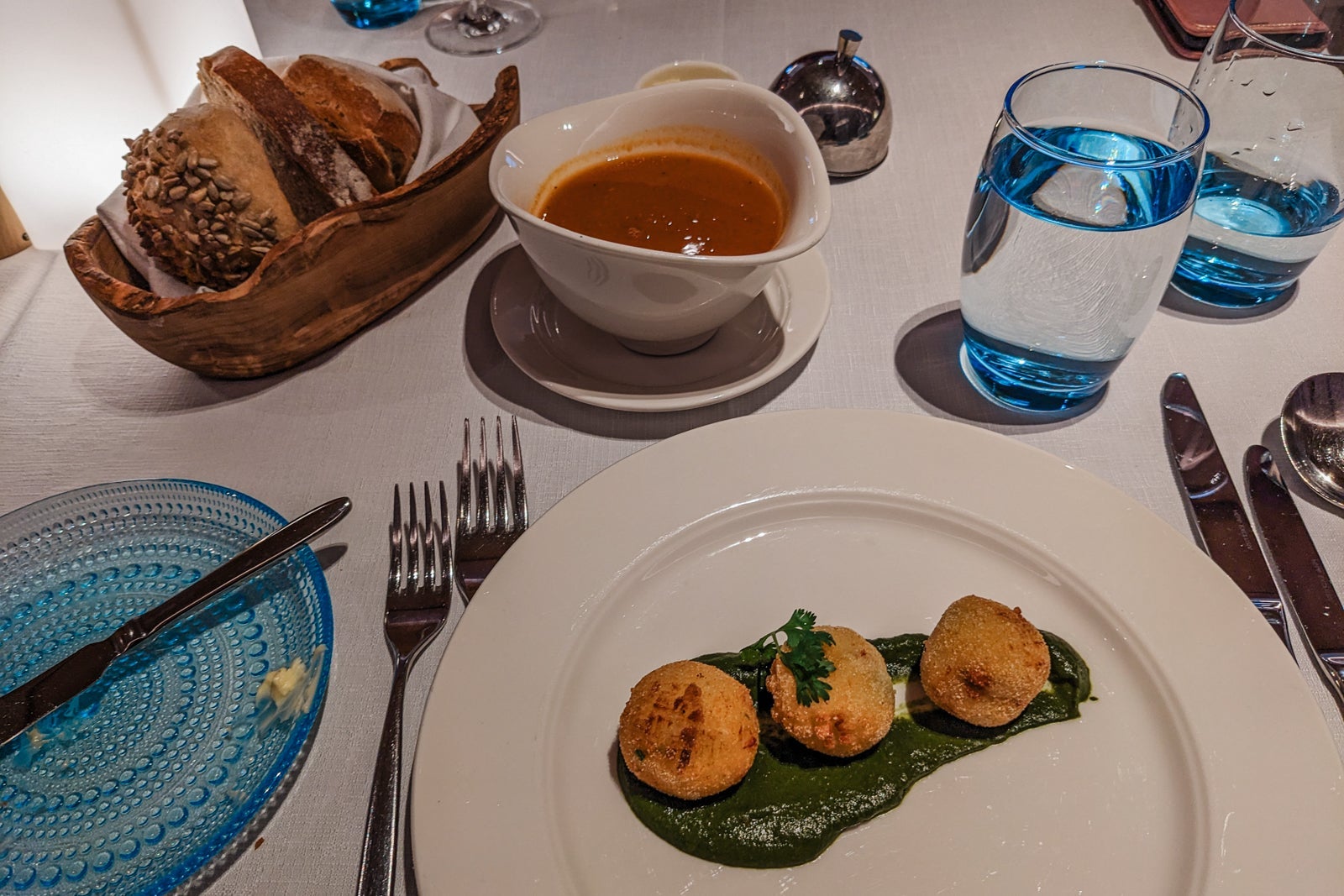 The Restaurant on Viking Polaris.