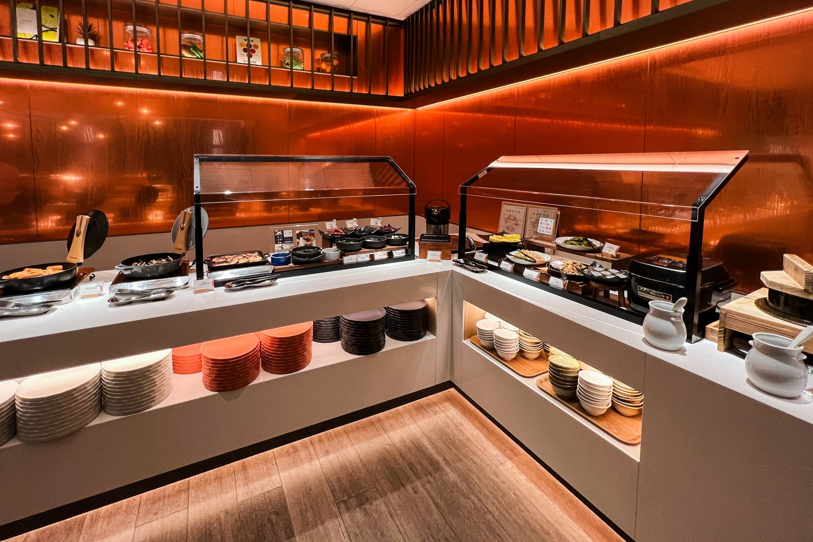 breakfast buffet