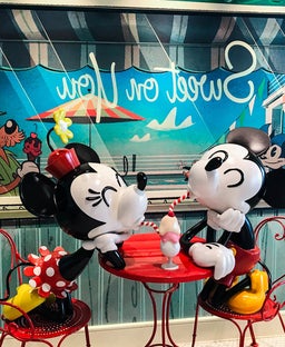 Disney cruise food: The ultimate guide to restaurants and dining on board