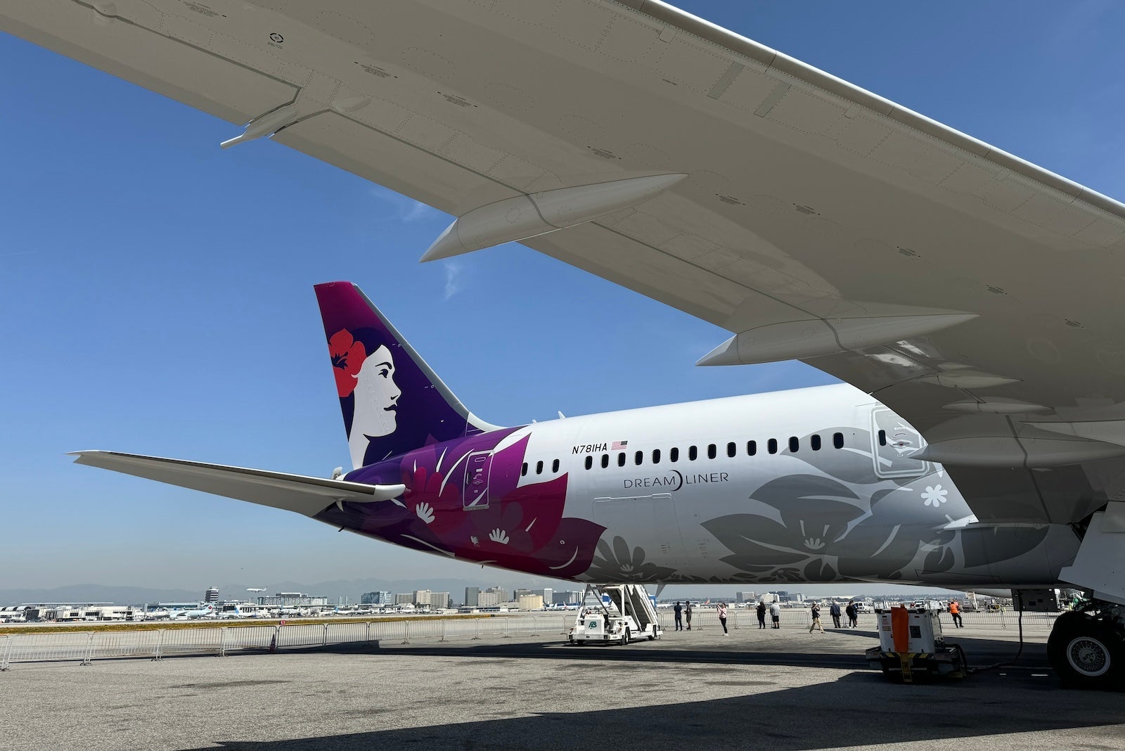 Hawaiian Airlines Boeing 787-9 モデル Hawaiian Airlines Boeing 787-9 Dreamline | Modelsnavigator.com