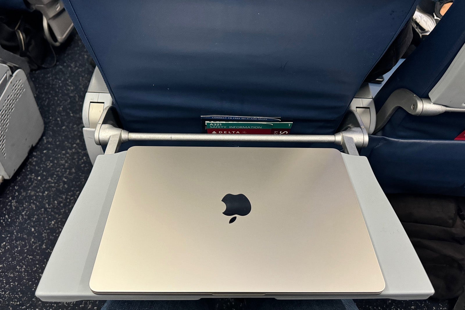 Apple MacBook Air