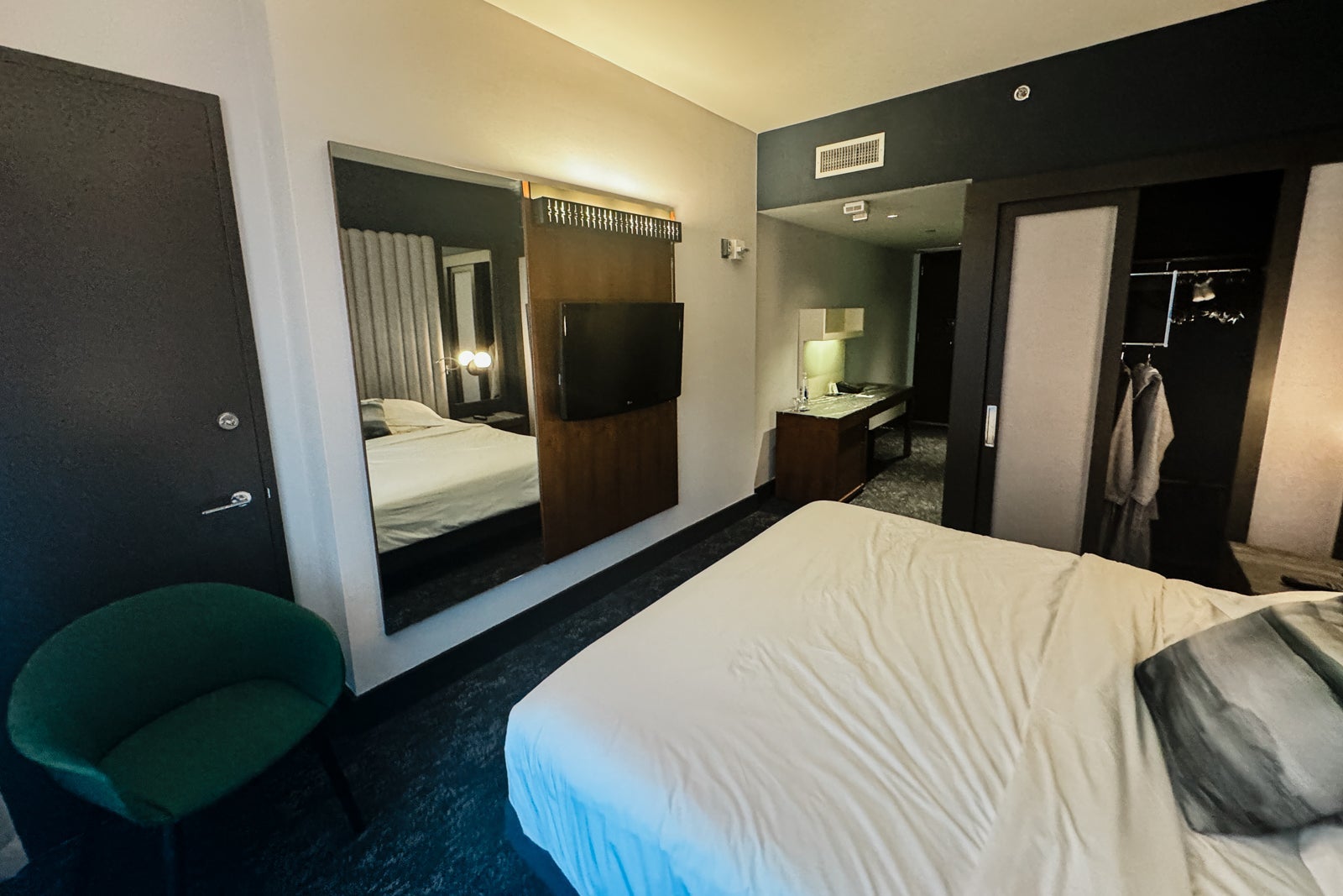 kimpton eventi nyc bed