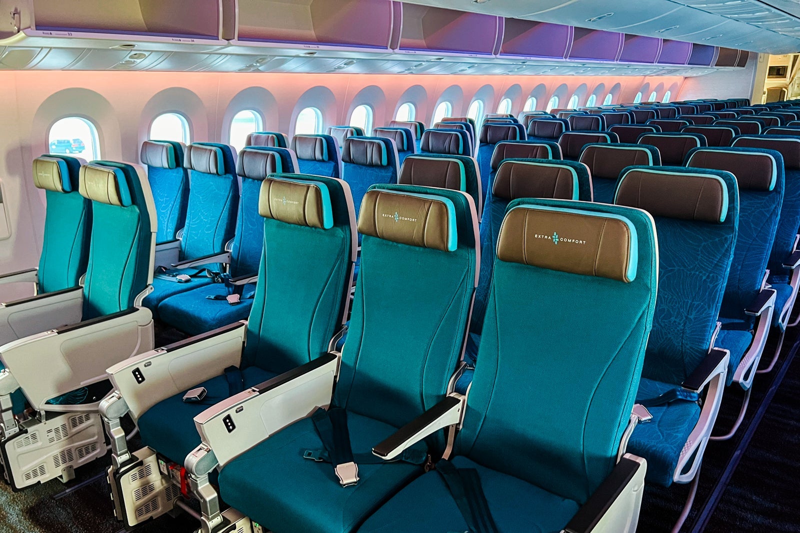 Hawaiian Airlines interior
