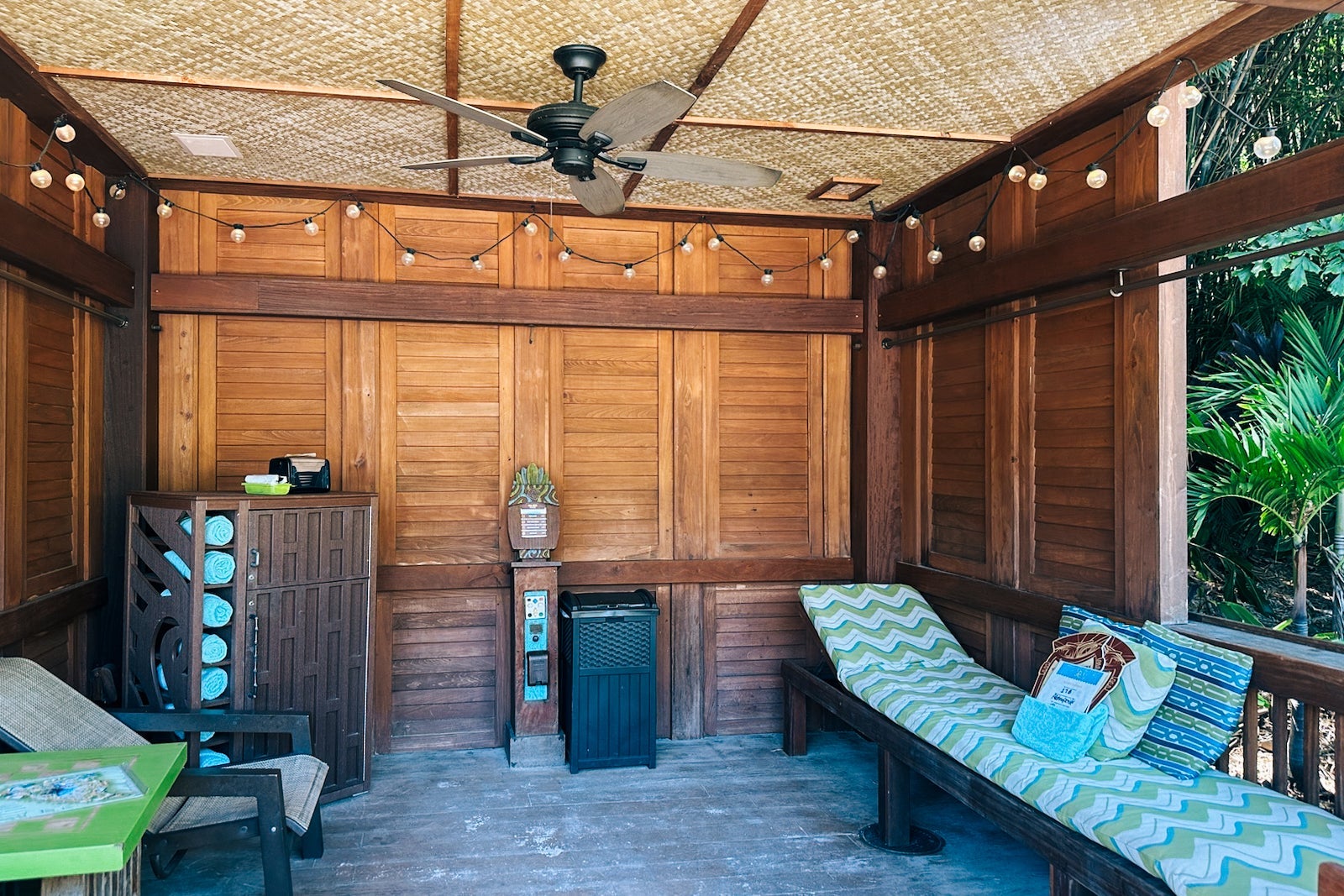 Beachside cabana at Beachside cabana at Universal Volcano Bay