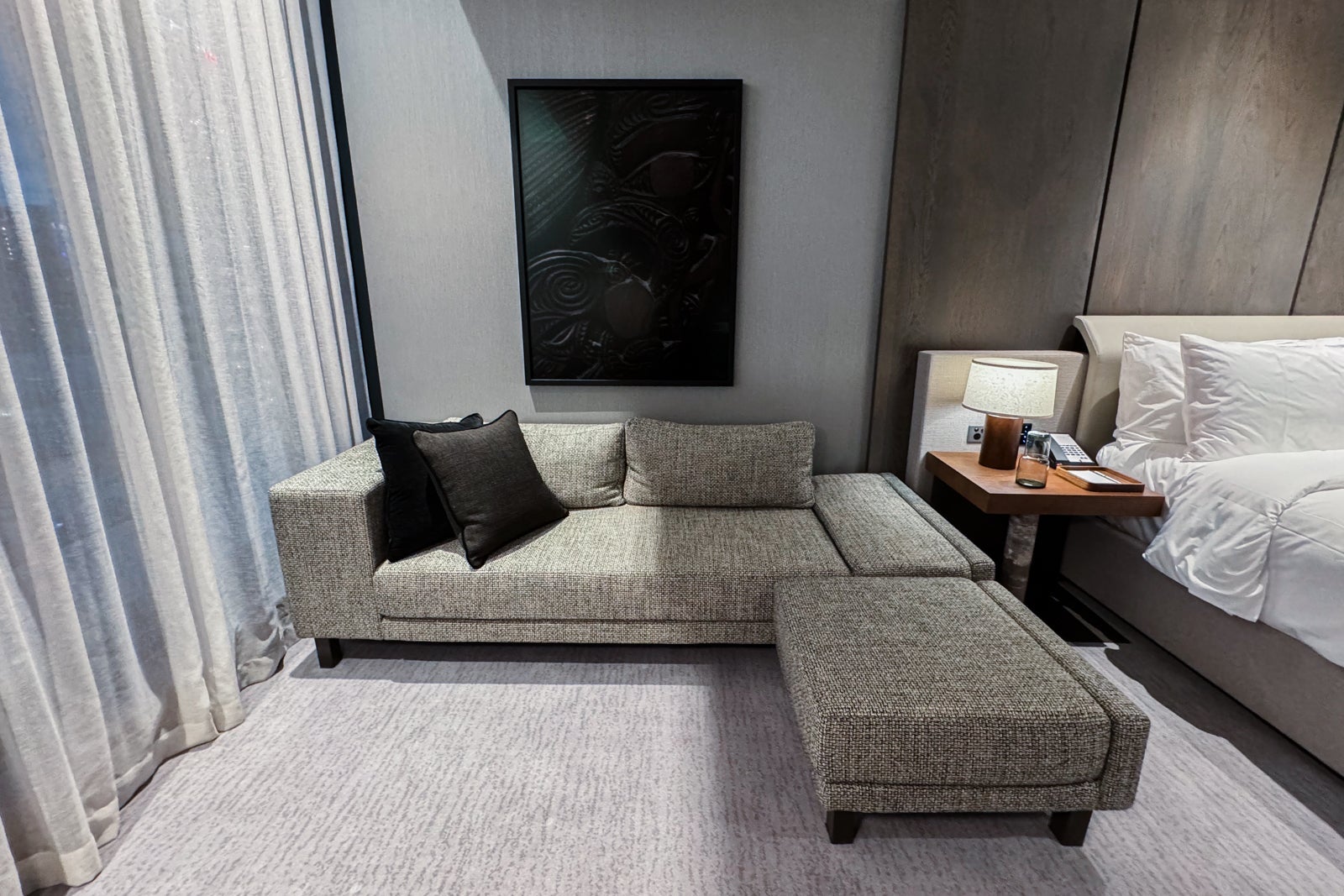Intercontinential Auckland king room couch