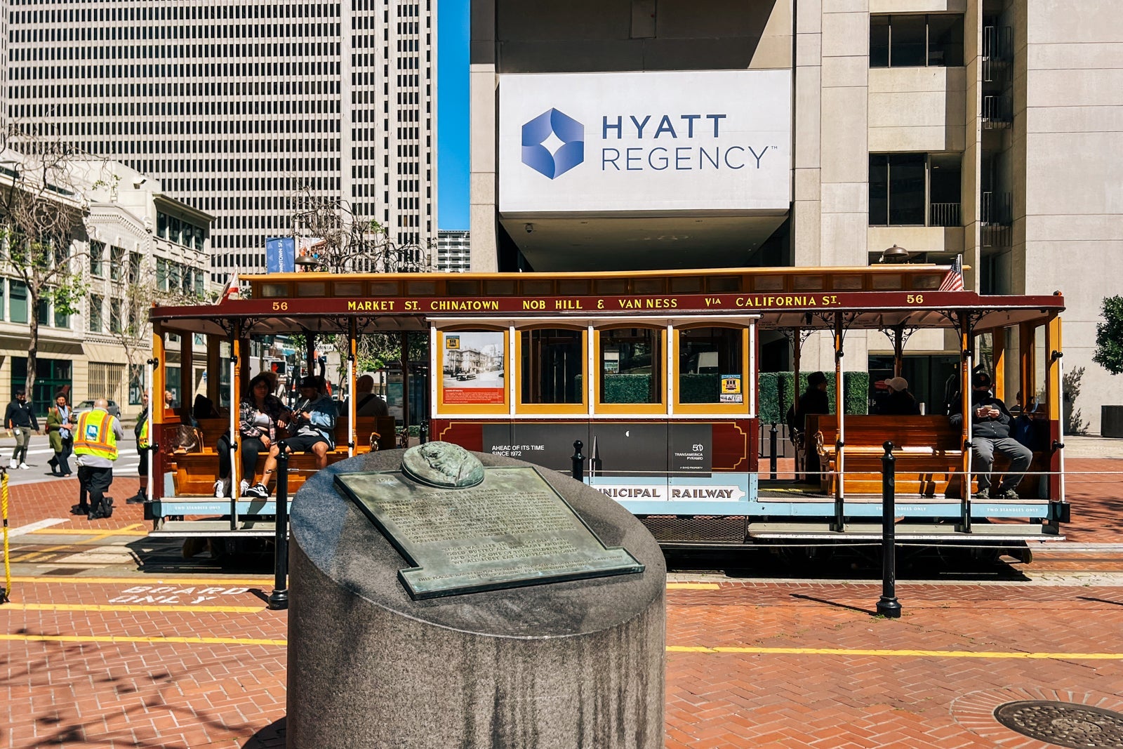 Cable Car outside Hyatt Regency San Francisco