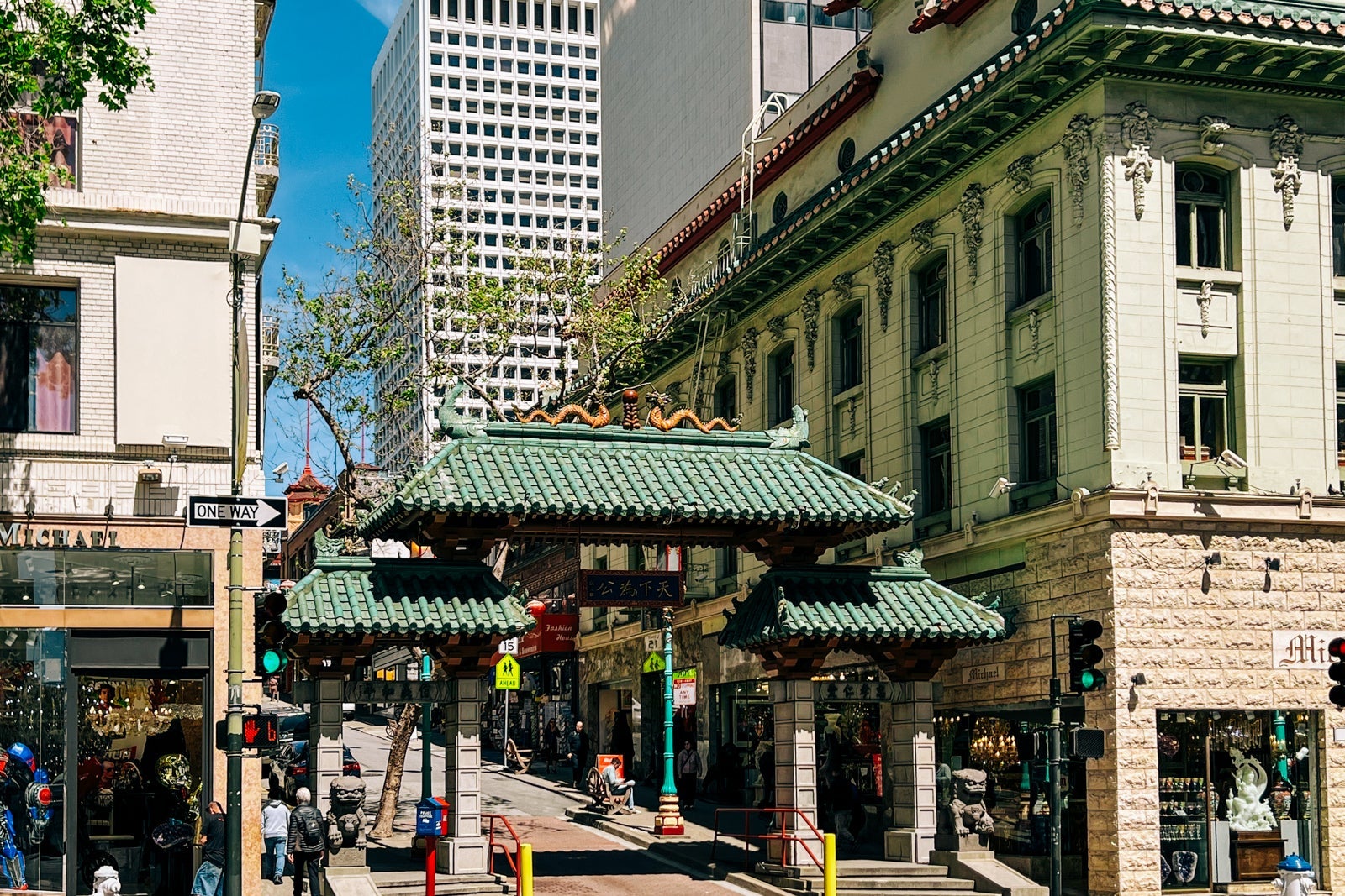 Chinatown entrance San Francisco