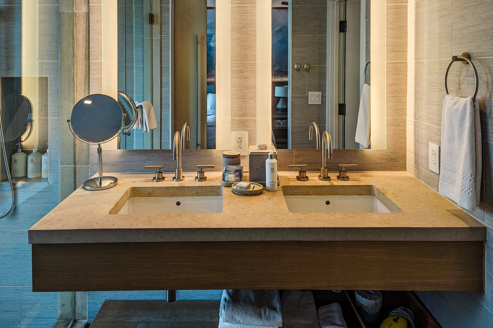 Miraval Austin room bathroom