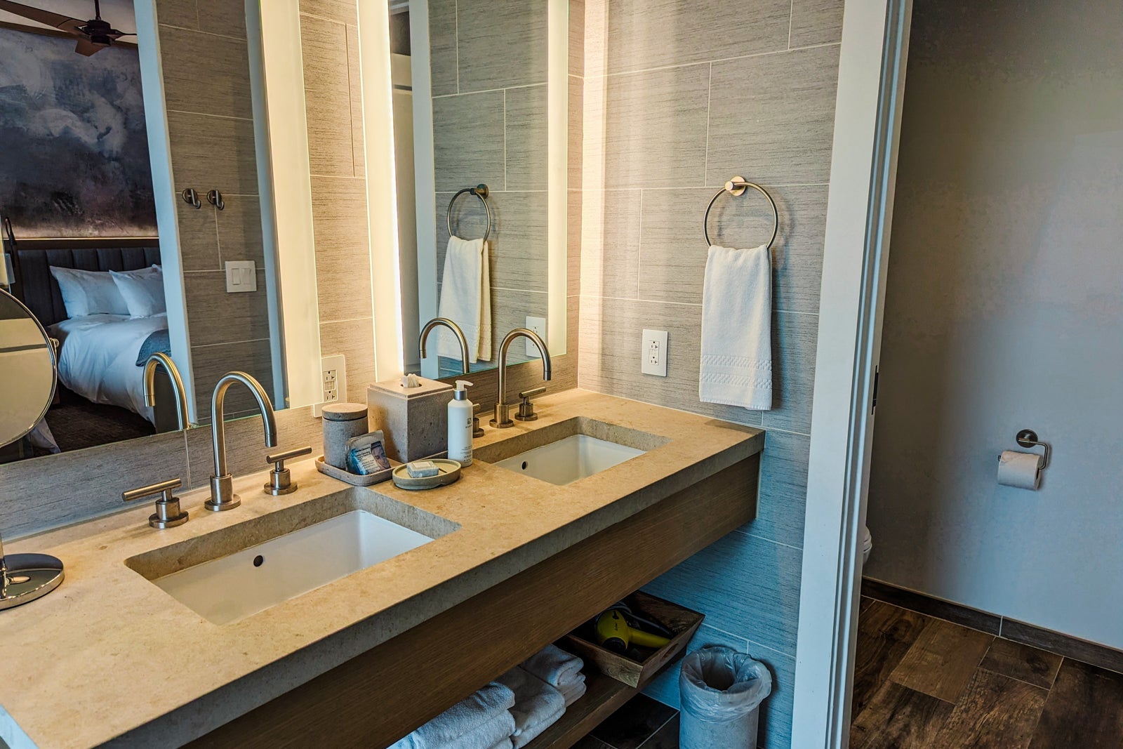 Miraval Austin room bathroom