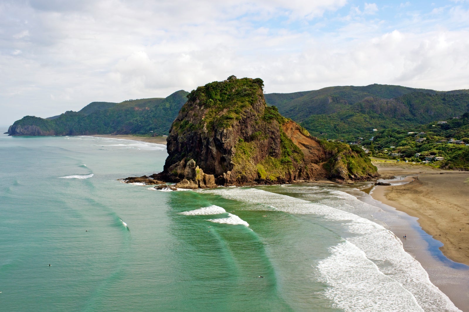 Piha Beach in Auckland, New Zealand