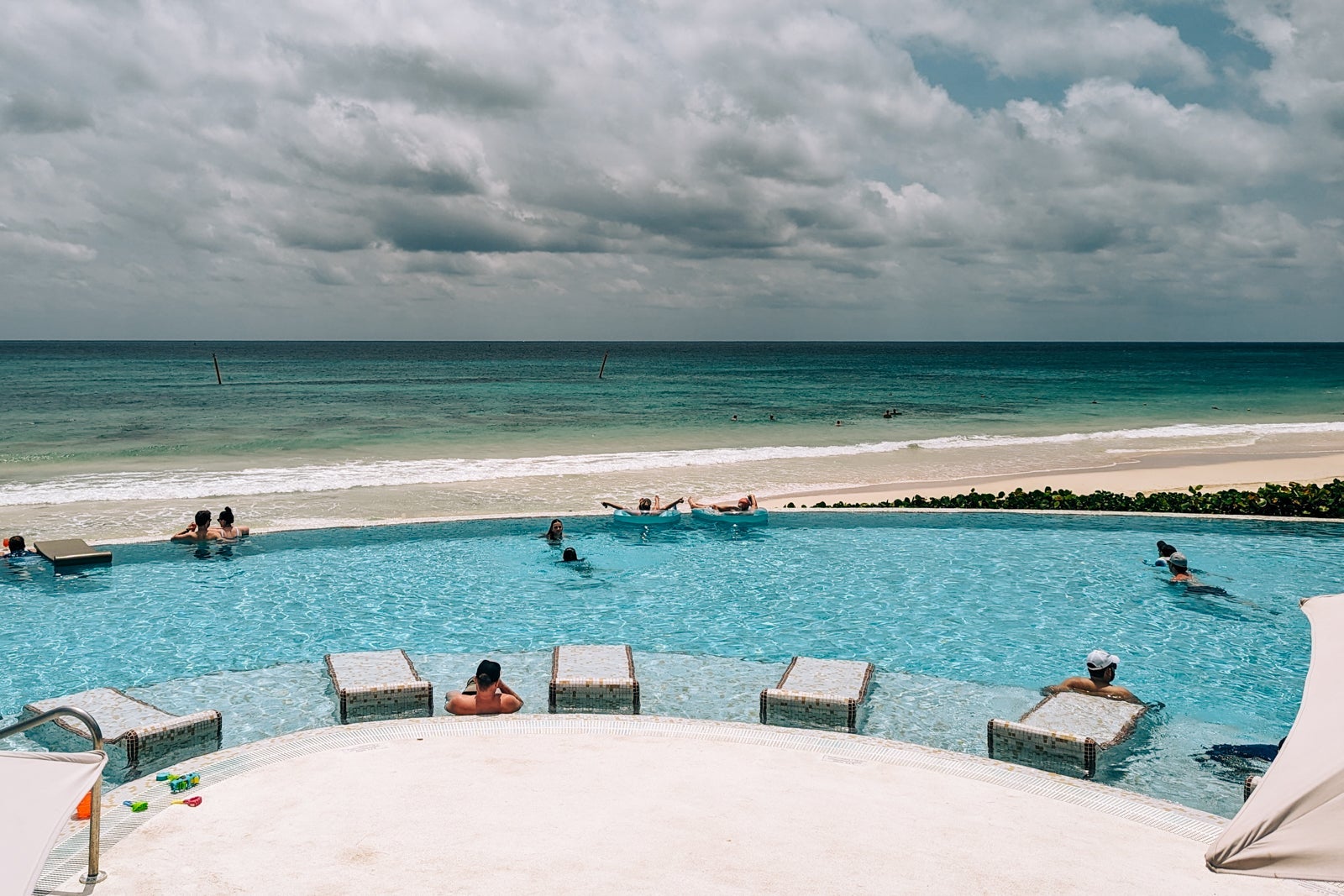 Dreams Jade beach