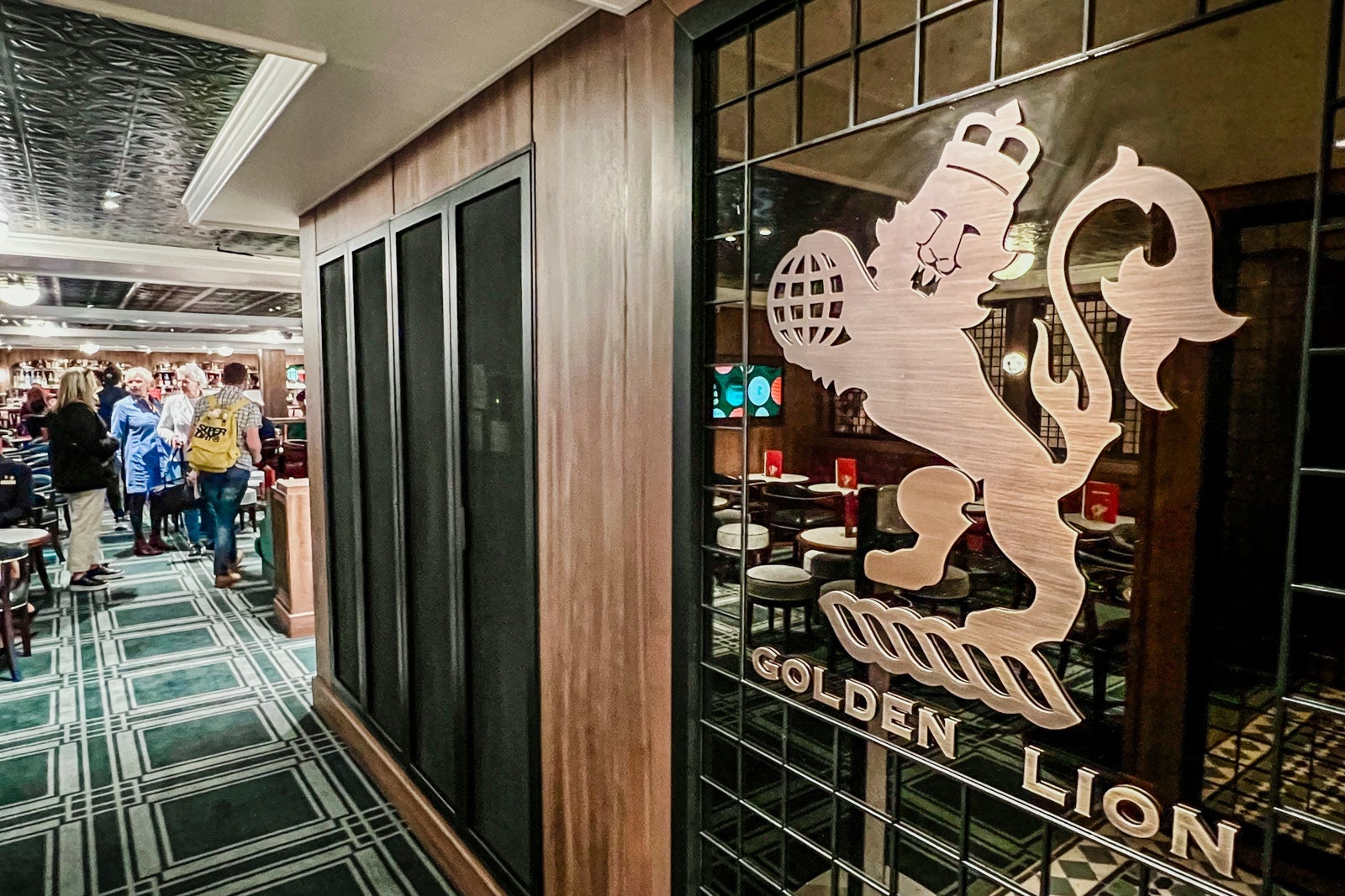 The Golden Lion Pub on Queen Anne