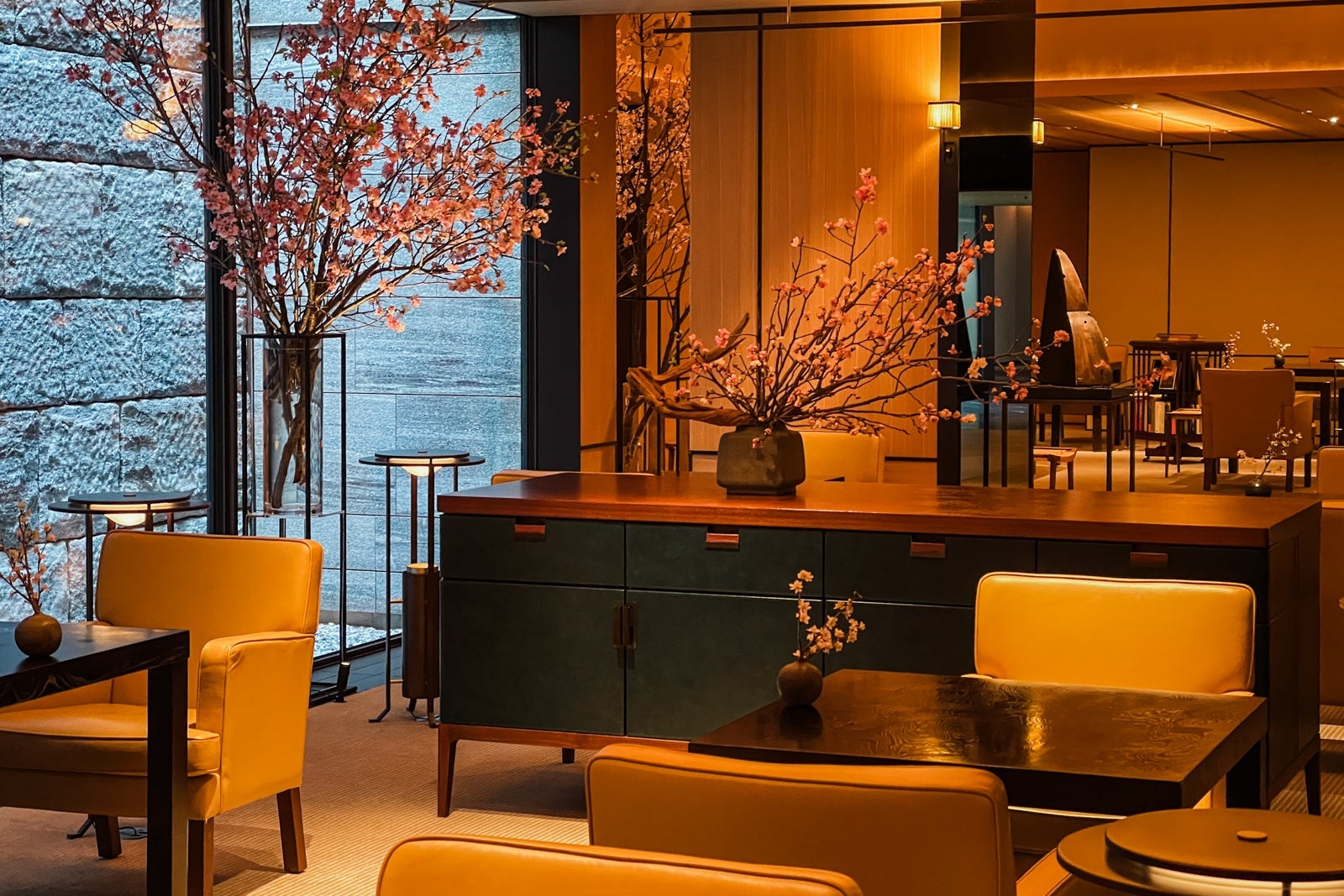 Cherry blossom arrangement at The Living Room at Park Hyatt Kyoto