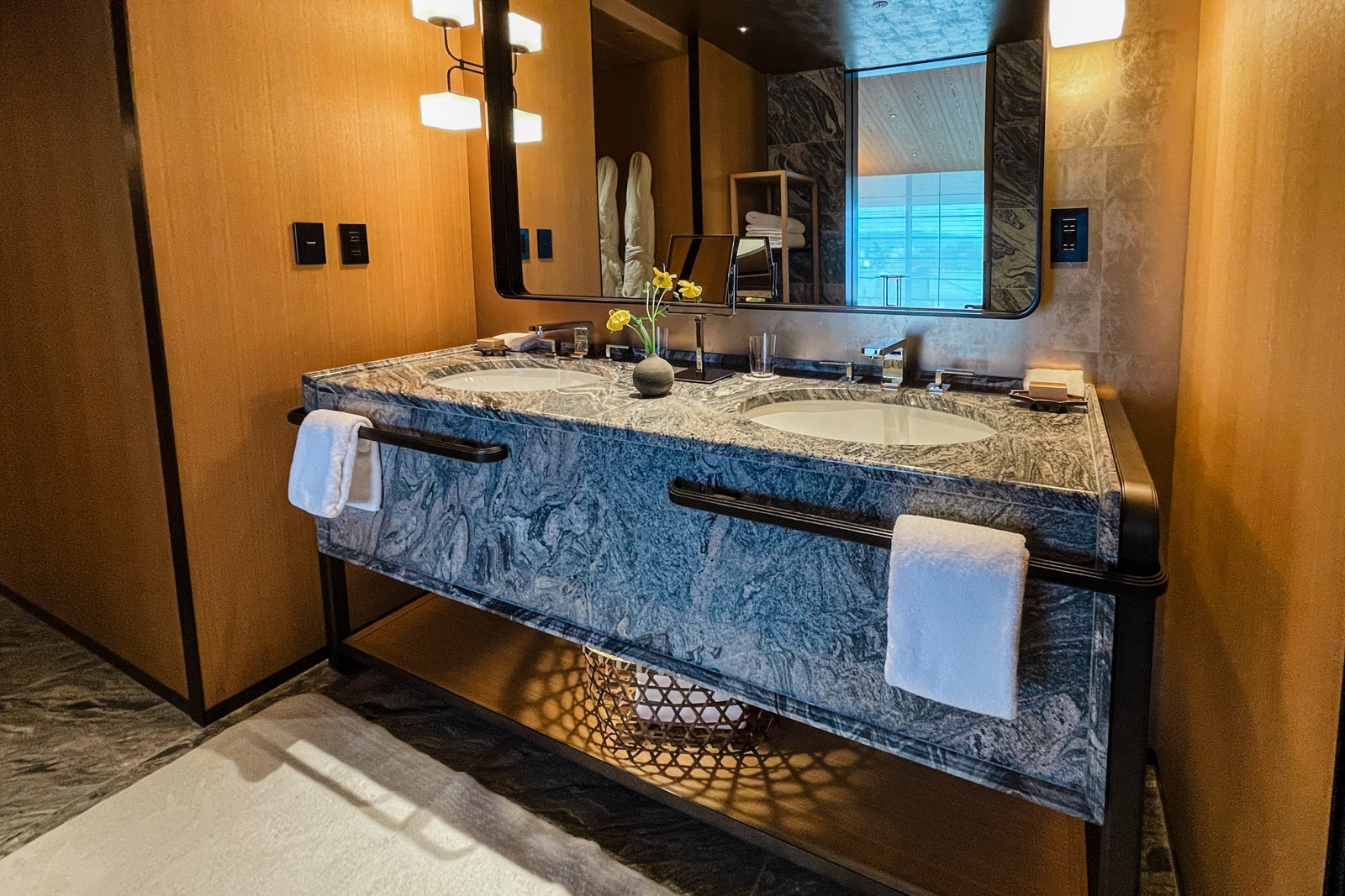 Ninenzaka House master bath Park Hyatt Kyoto