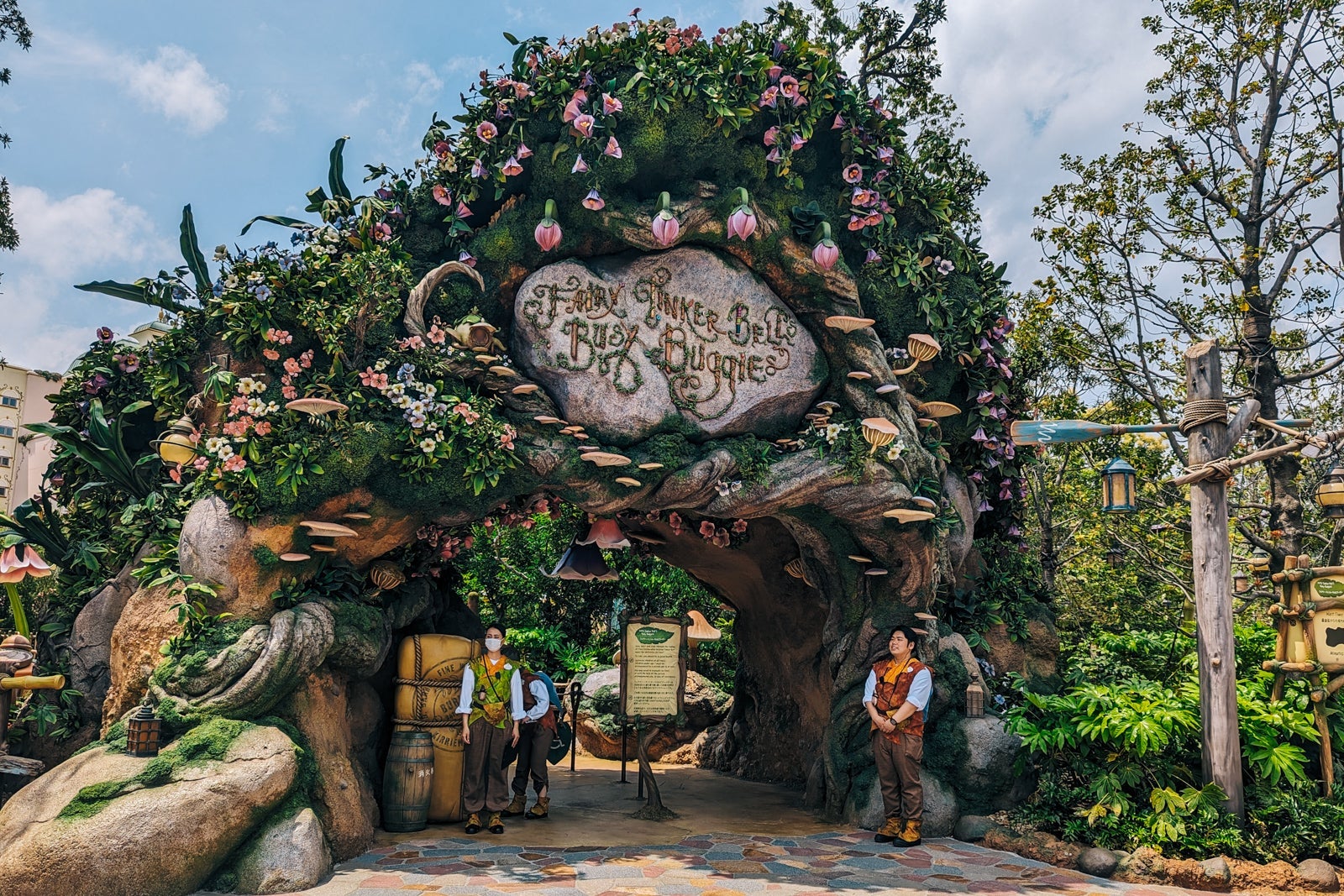 Fairy Tinker Bell's Busy Buggies