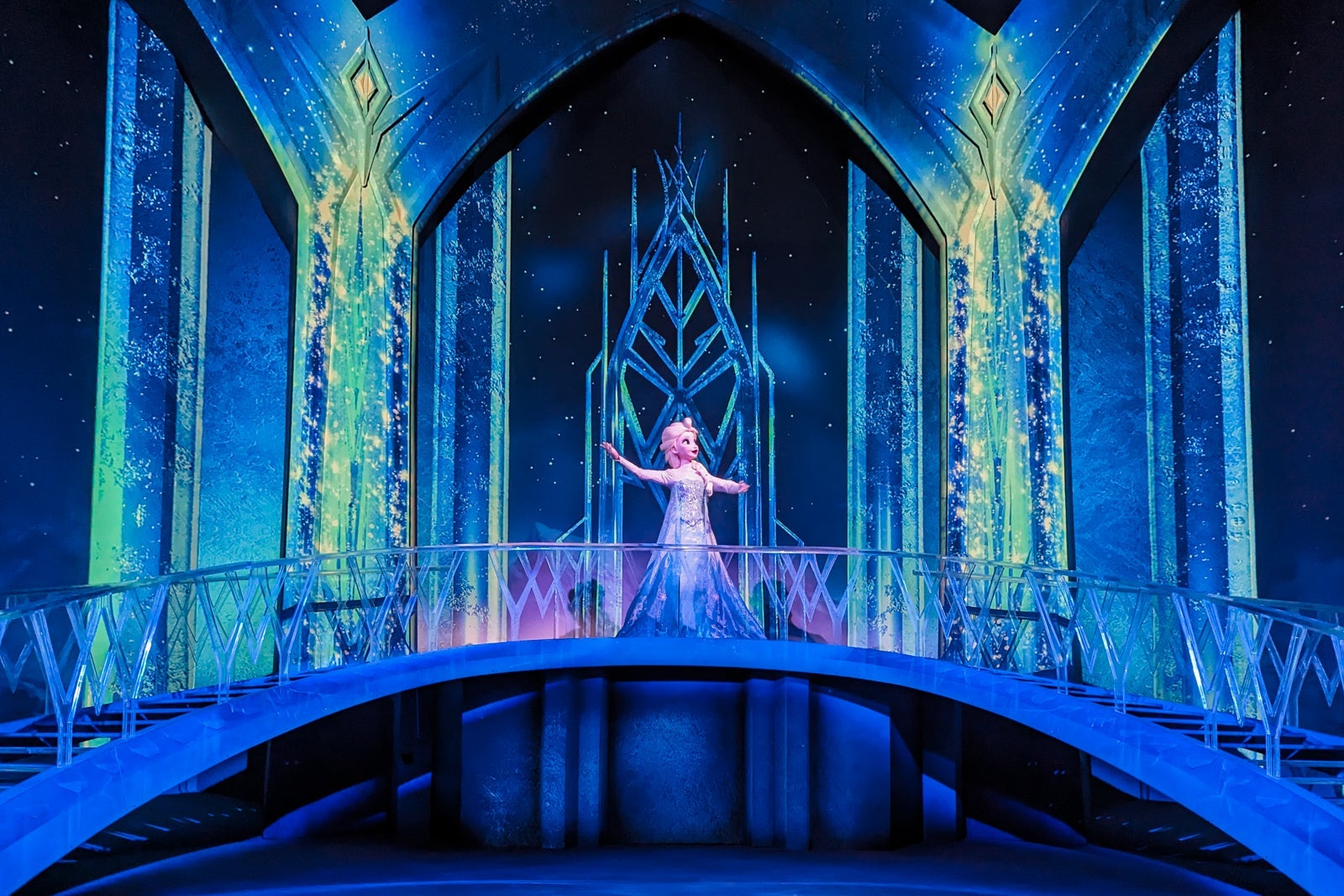 Anna and Elsa's Frozen Journey