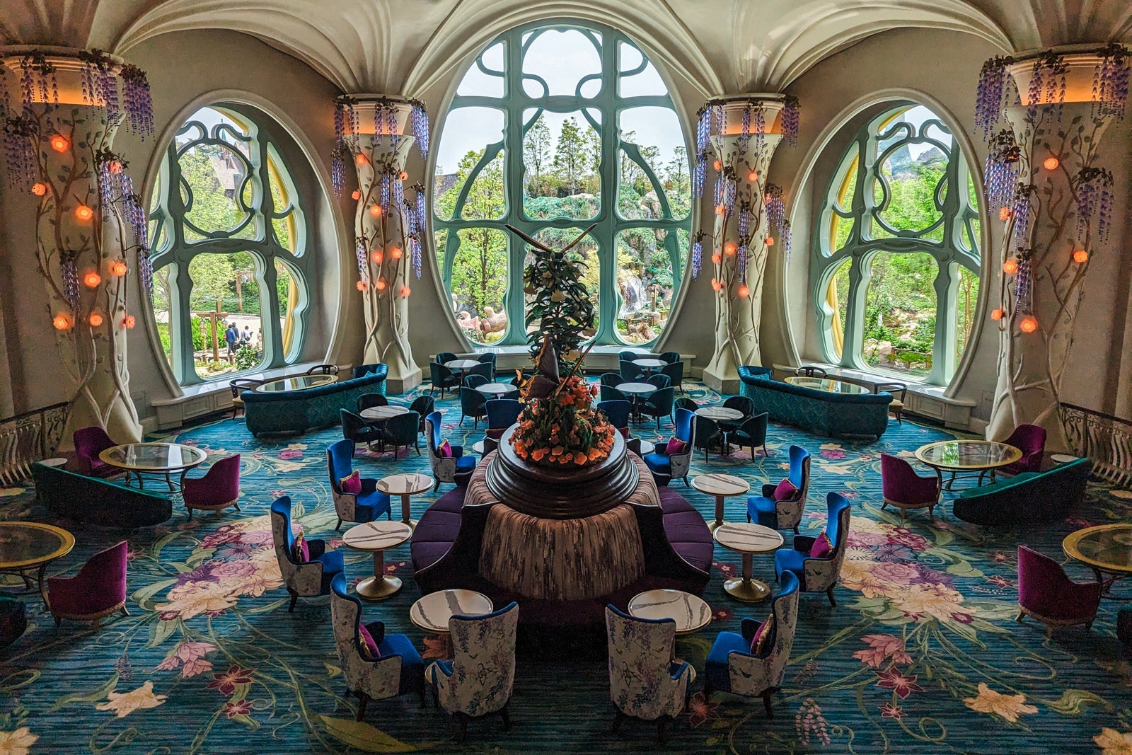 Tokyo DisneySea Fantasy Springs Hotel