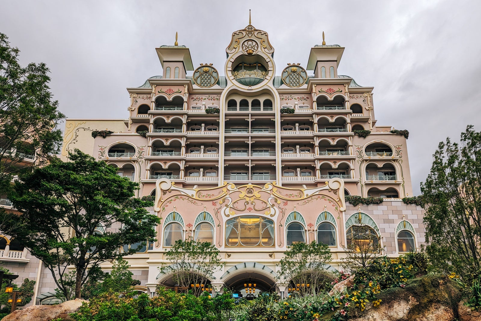 Tokyo DisneySea Fantasy Springs Hotel