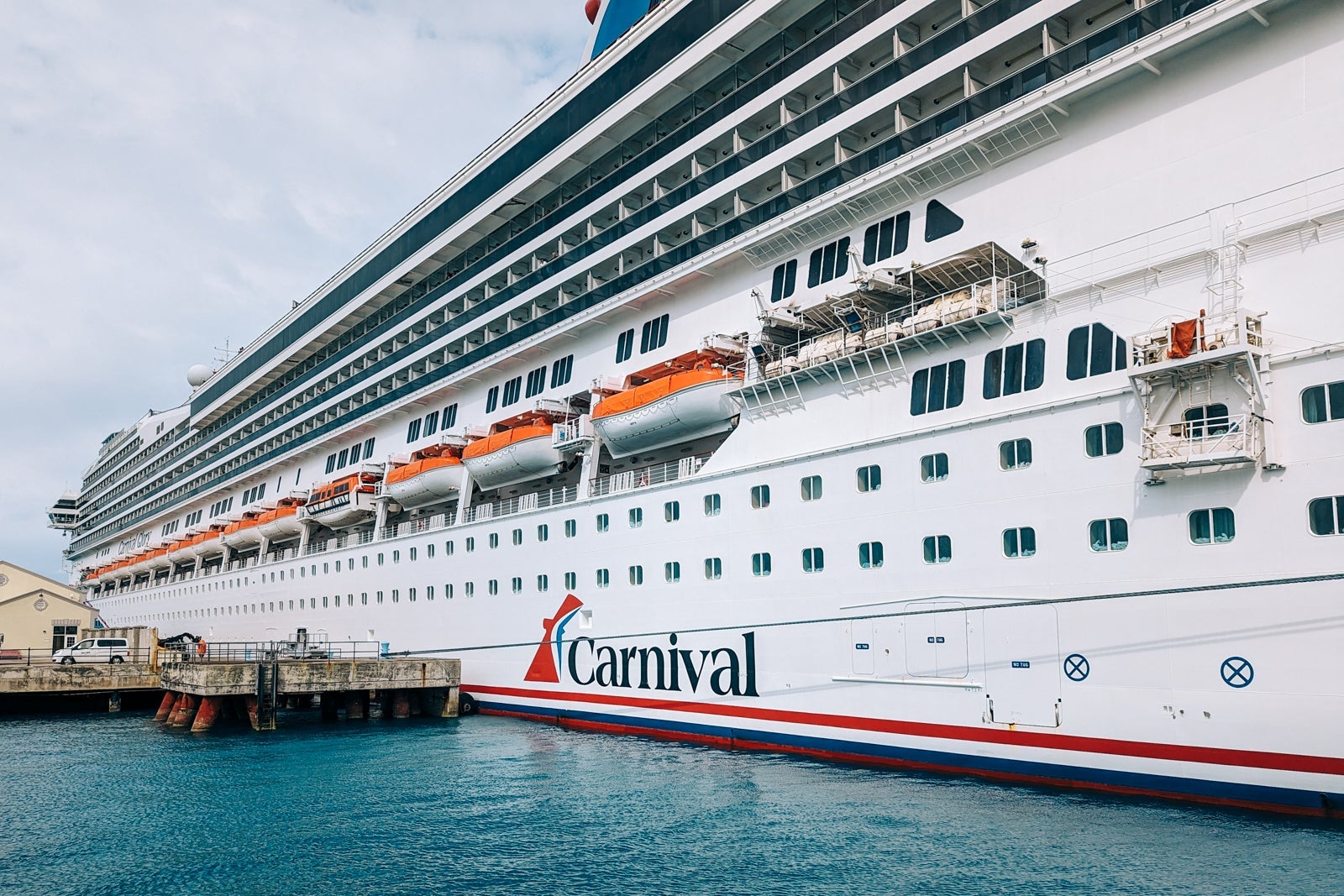 Carnival Glory