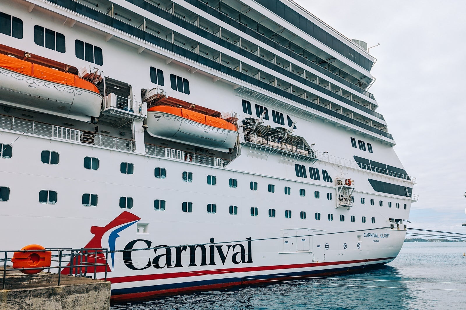 Carnival Glory