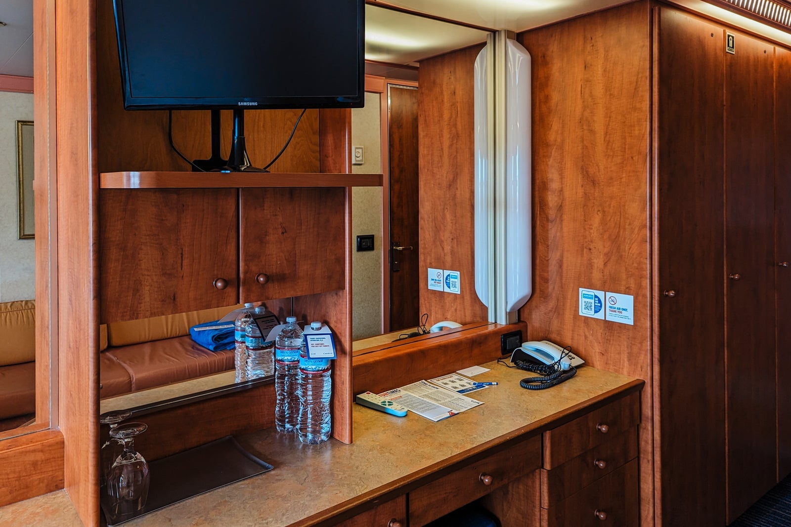 Carnival Glory cabin desk