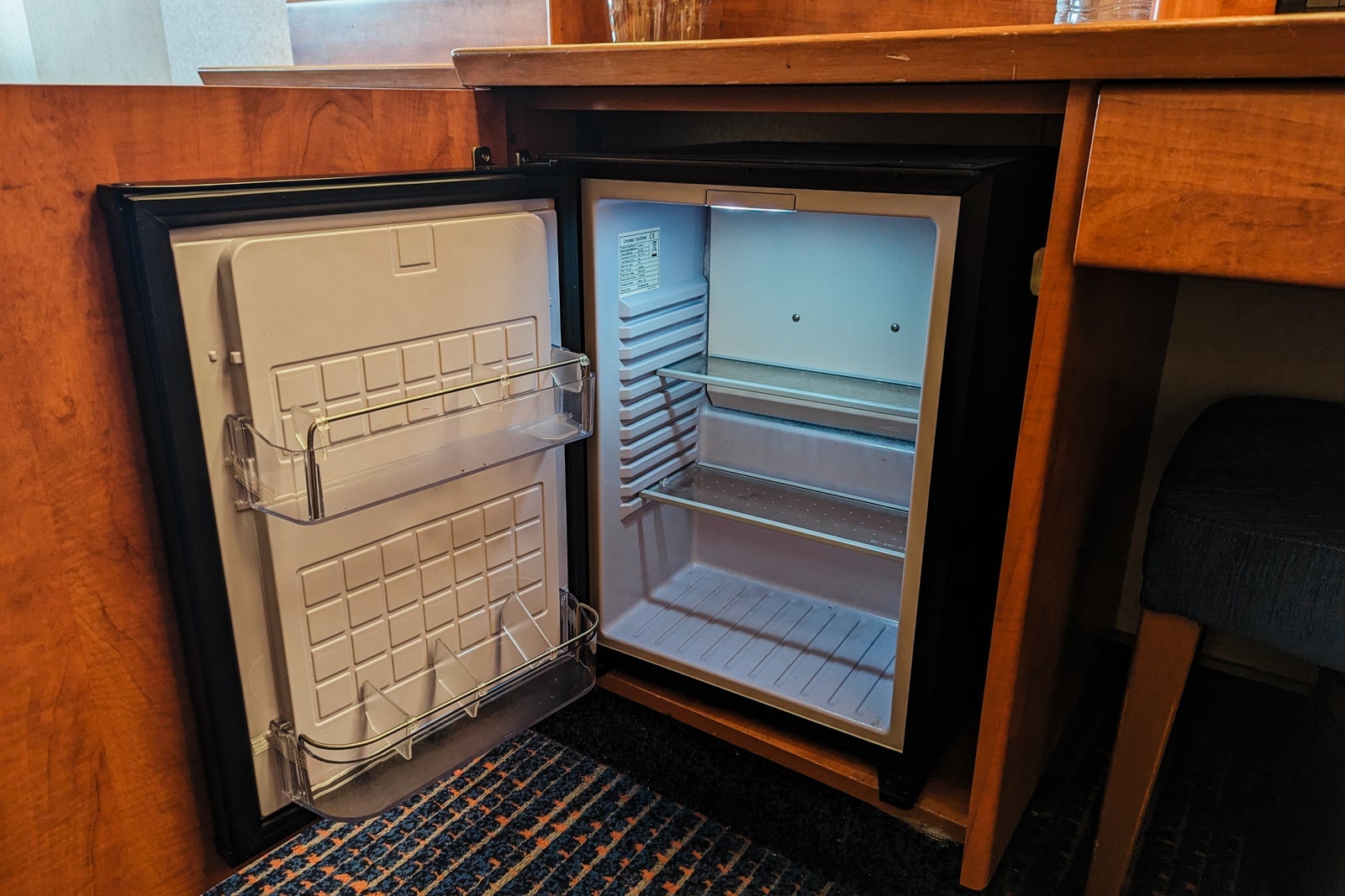 Carnival Glory cabin minifridge