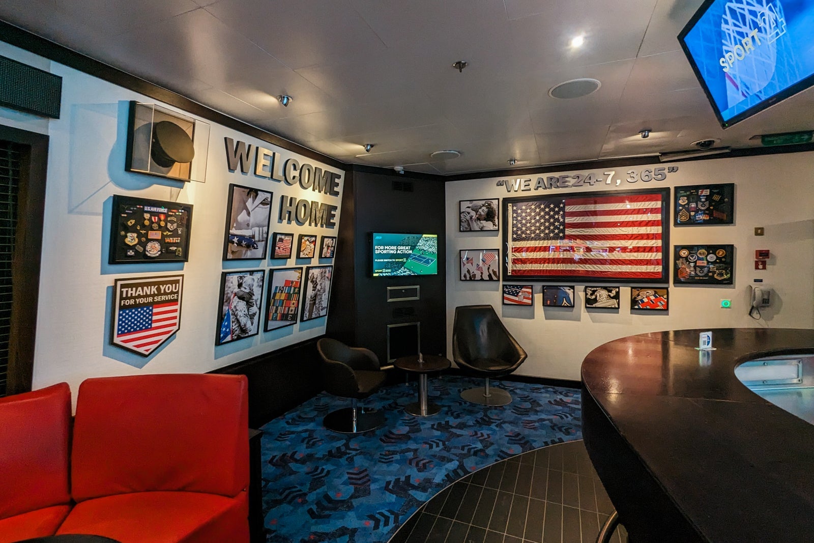 Carnival Glory Heroes sports bar