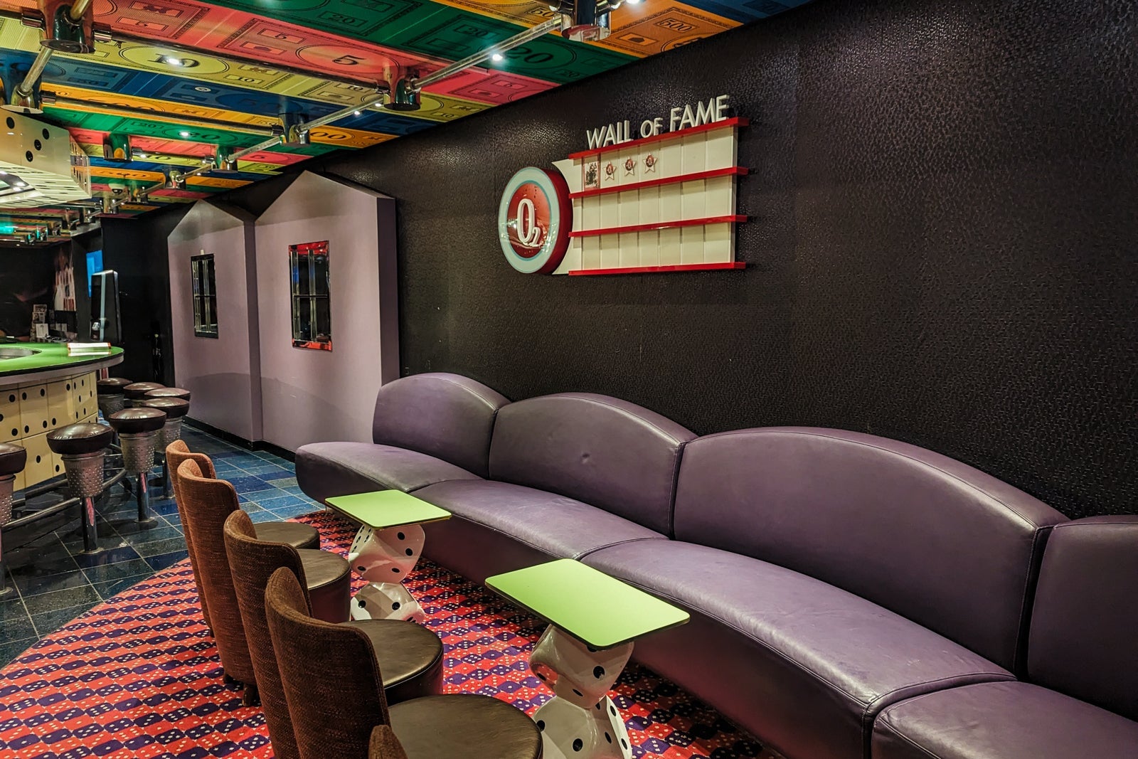 Carnival Glory Club O2