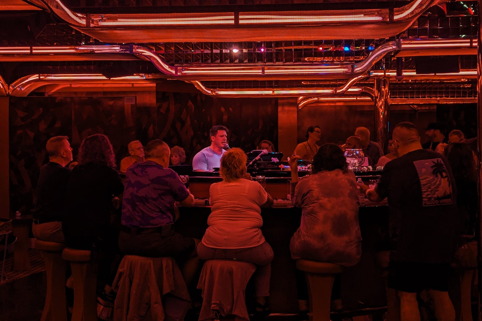 Carnival Glory piano bar