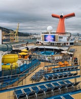 Carnival Glory pool