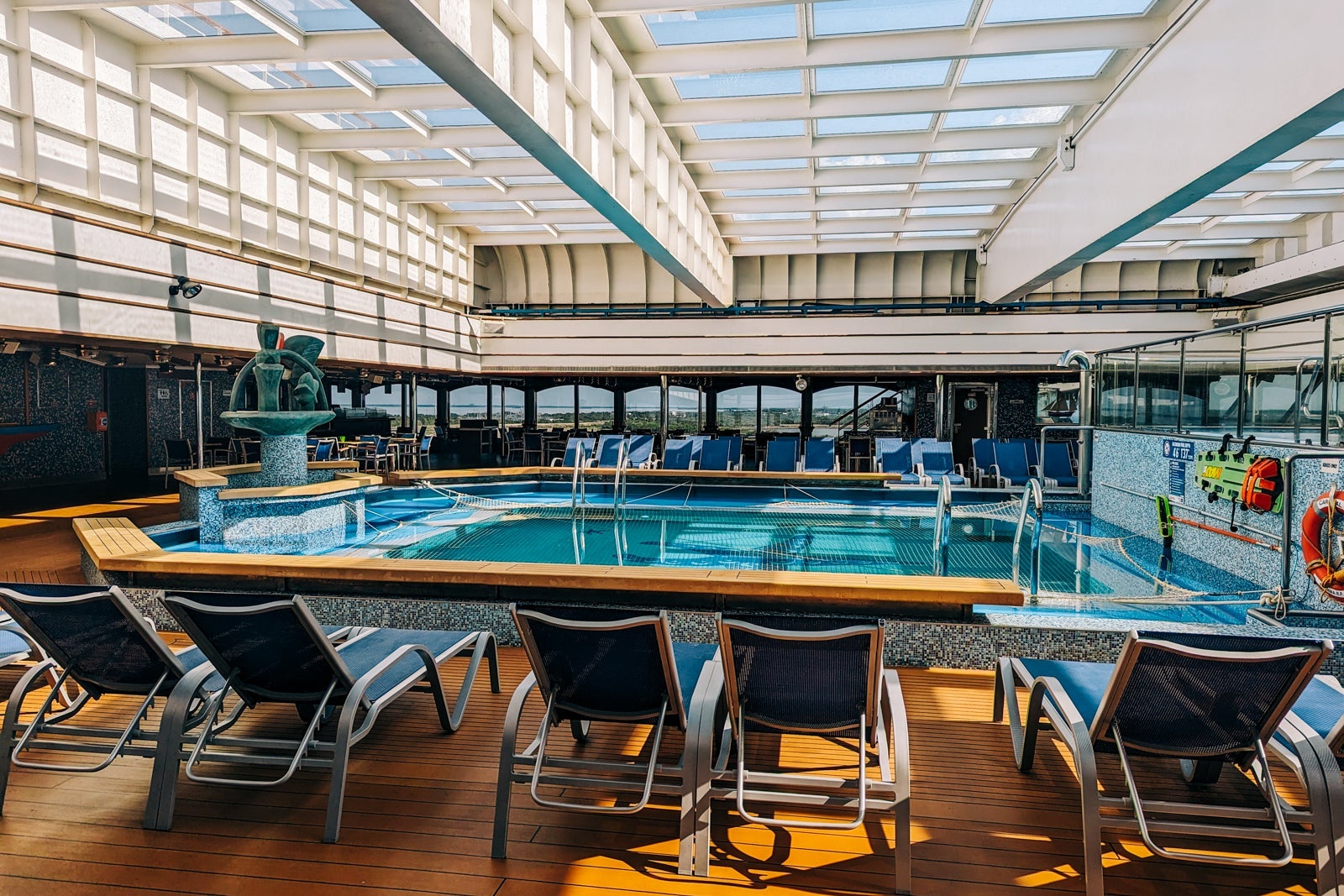 Carnival Glory pool