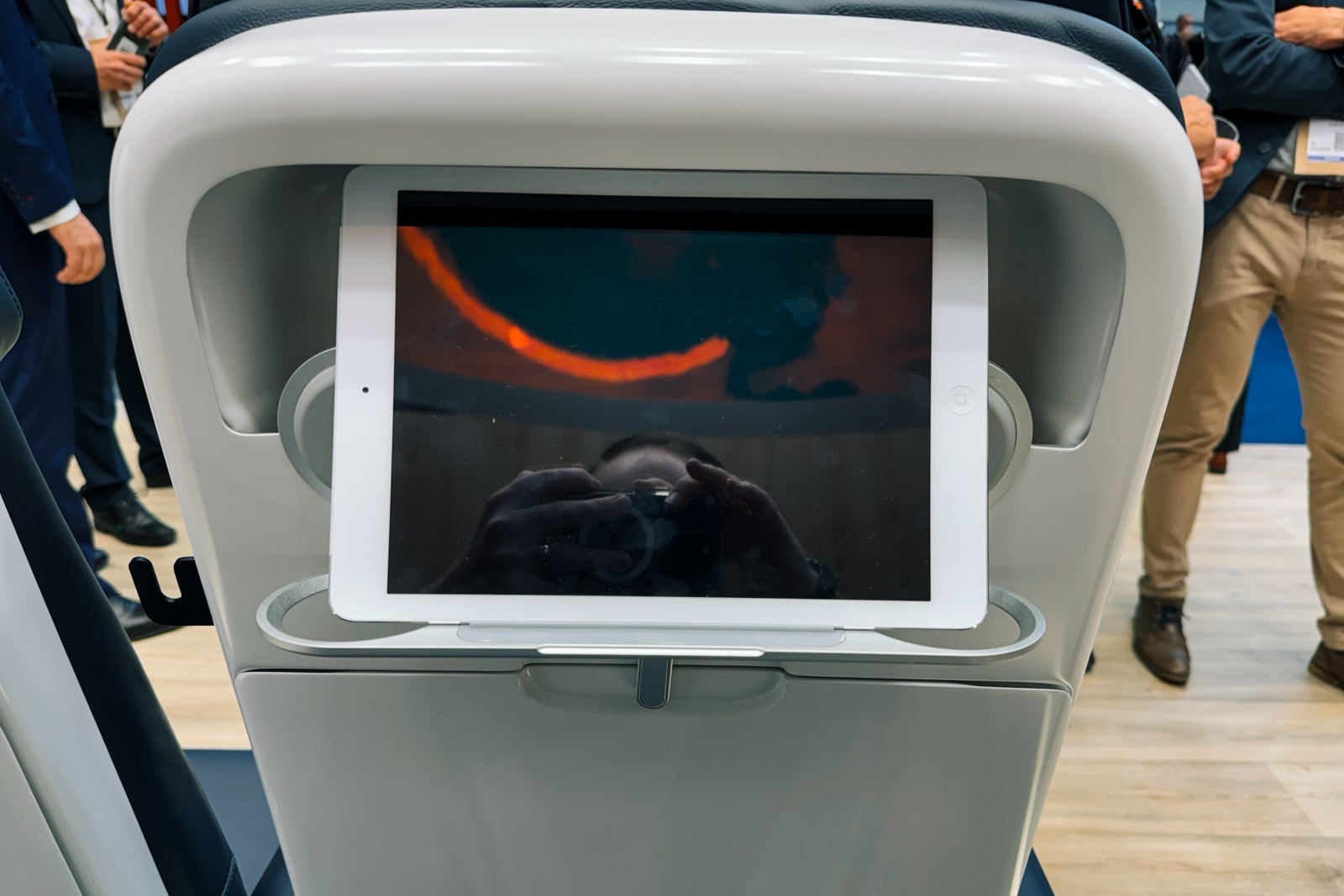 Air France New Seats Cellphone/Tablet Holder