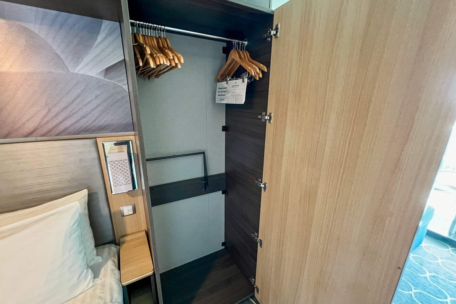 A balcony cabin on Symphony of the Seas