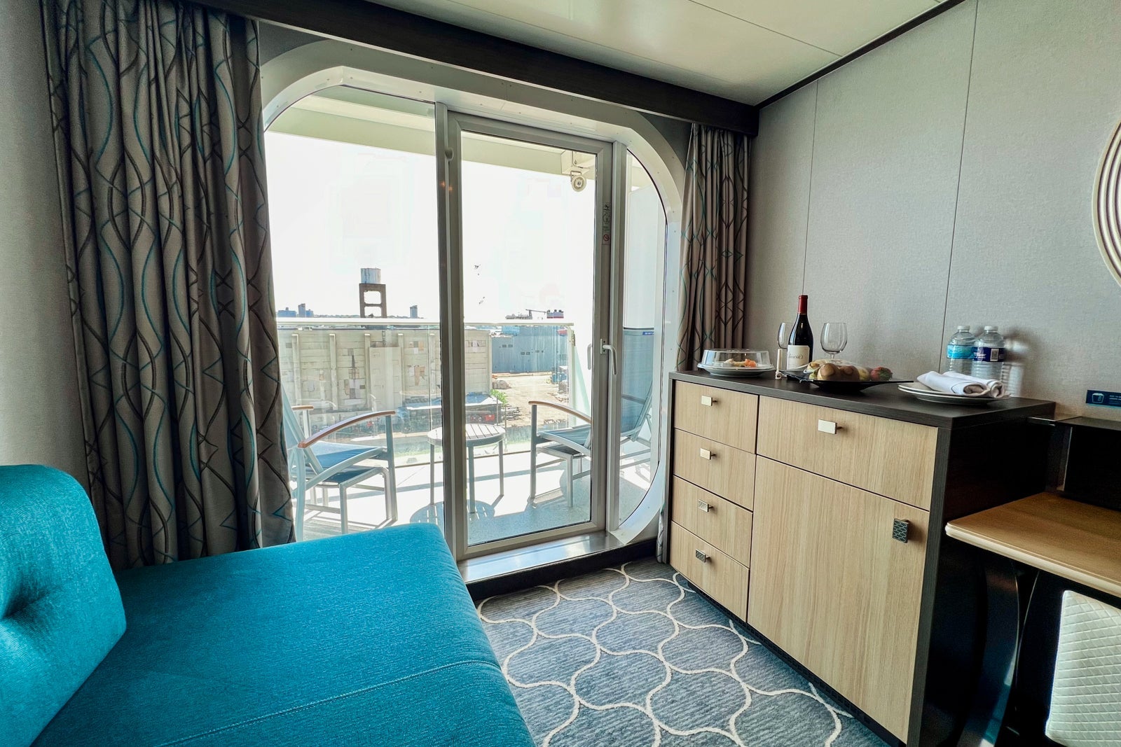A balcony cabin on Symphony of the Seas