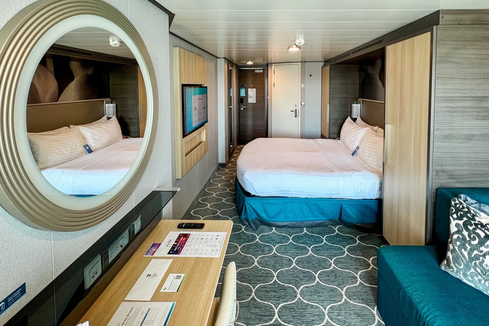 A balcony cabin on Symphony of the Seas
