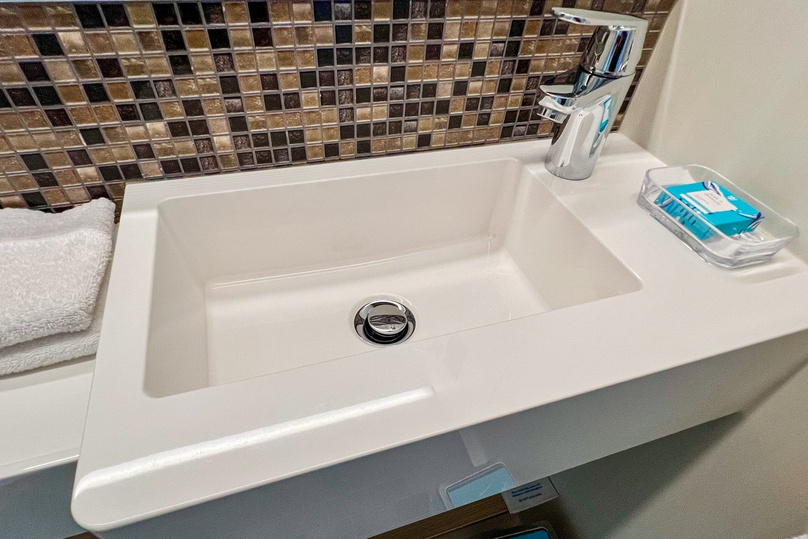 Symphony of the Seas cabin bathroom