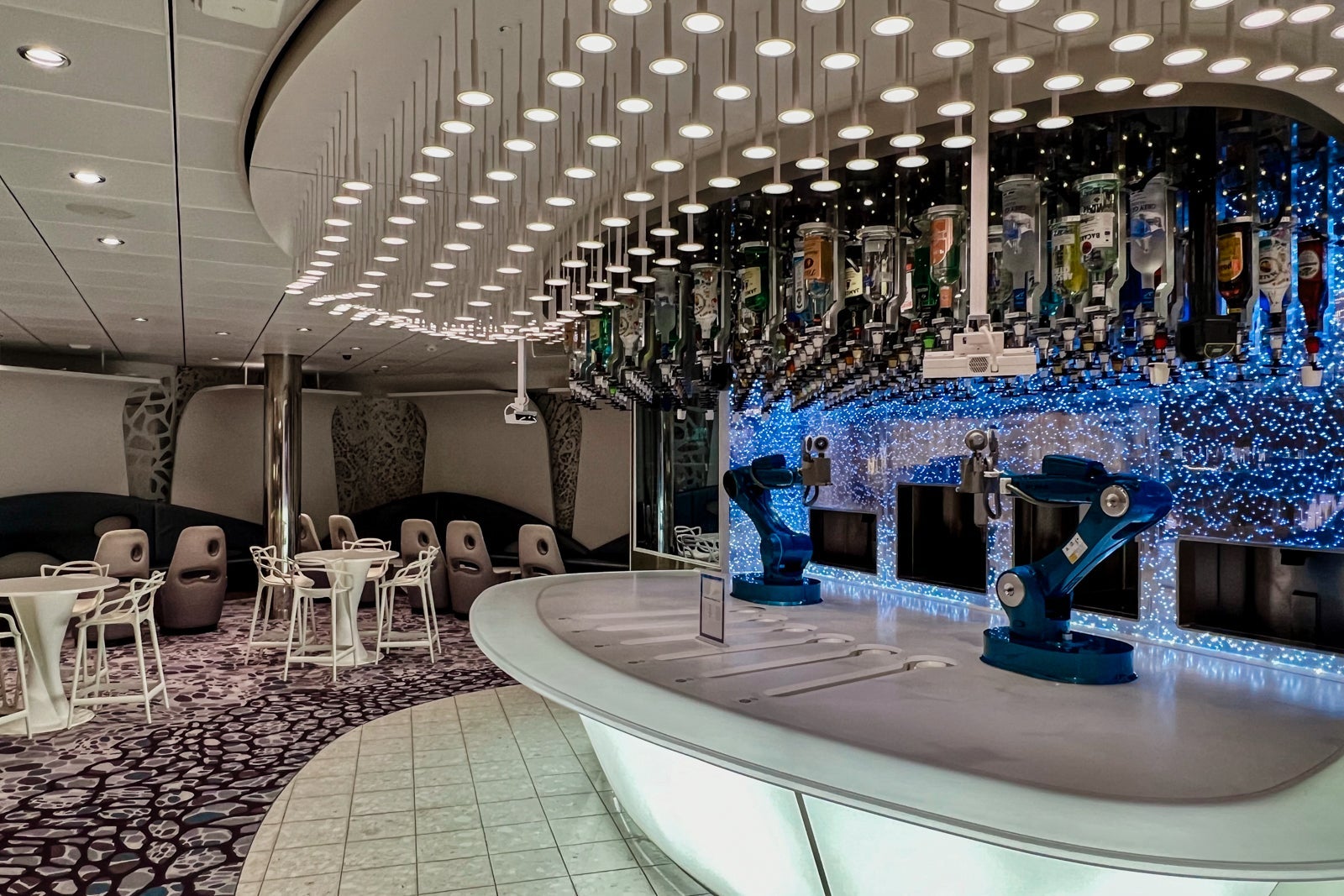 The Bionic Bar on Symphony of the Seas