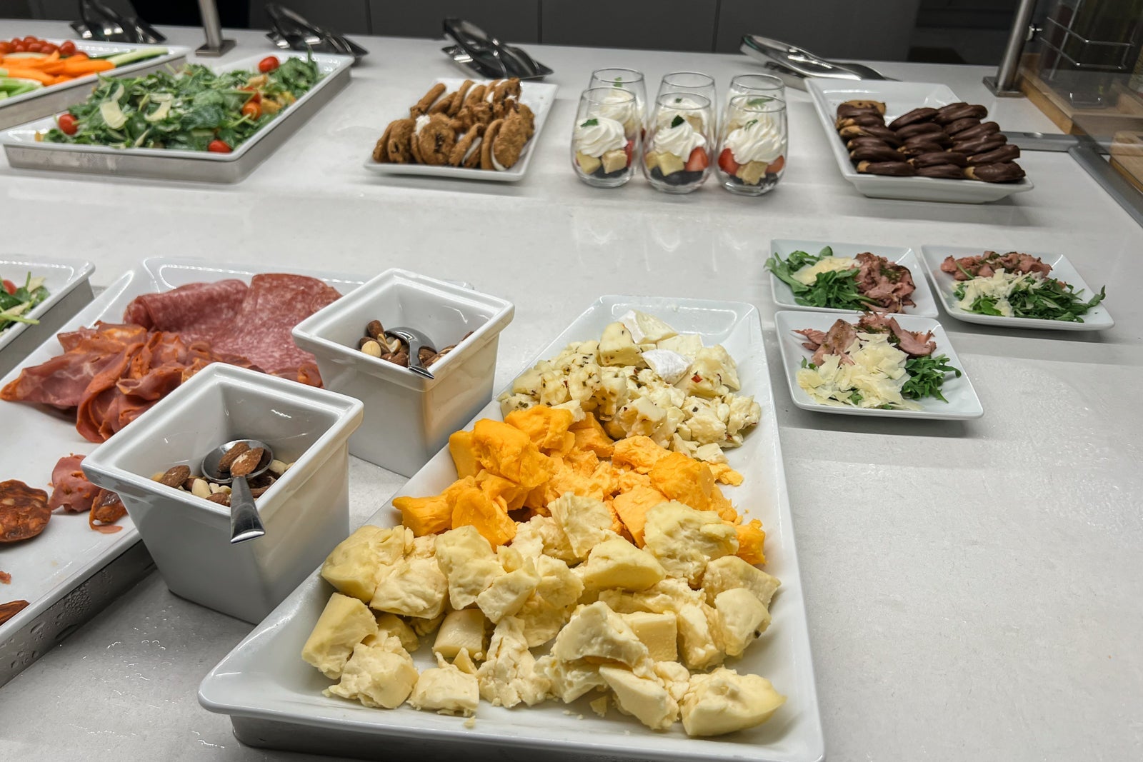 aa flagship lounge ord