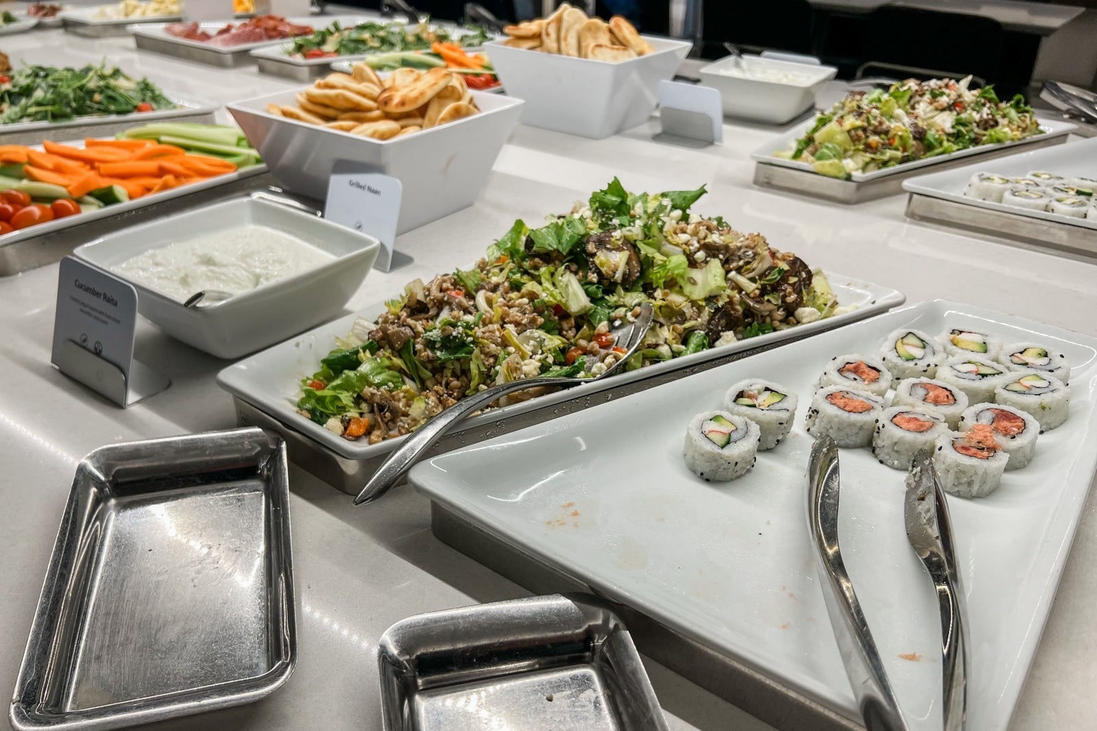 aa flagship lounge ord