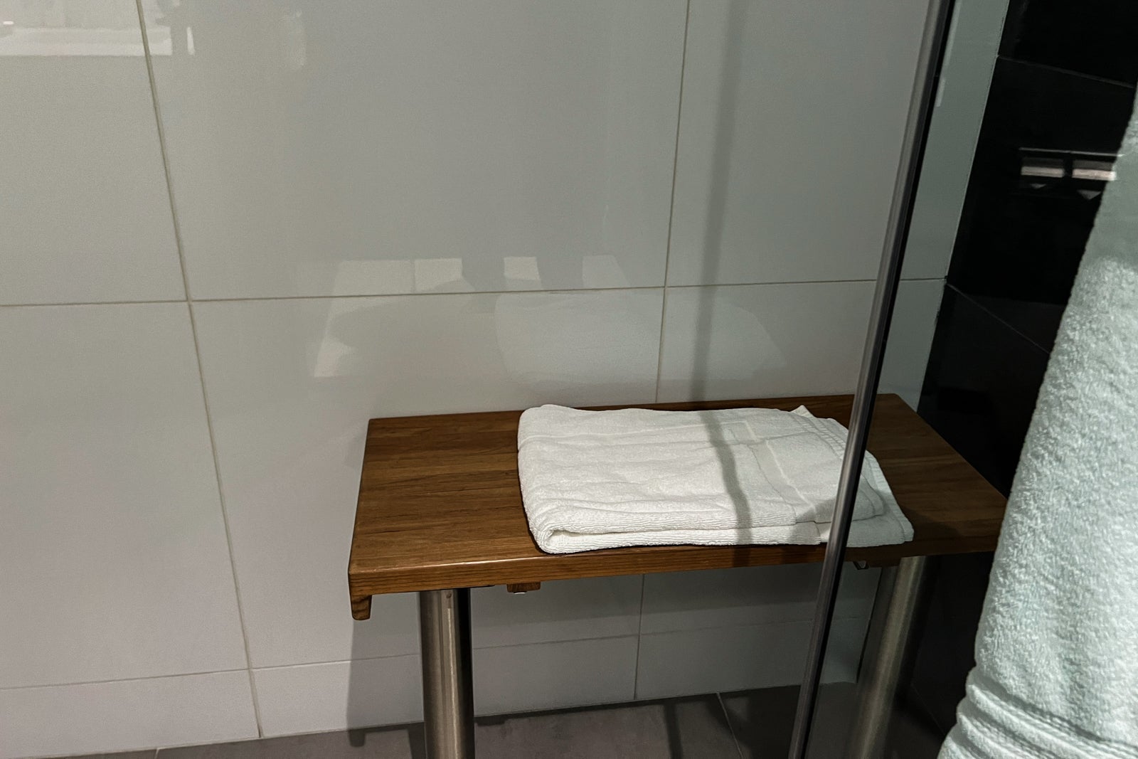 aa flagship lounge ord