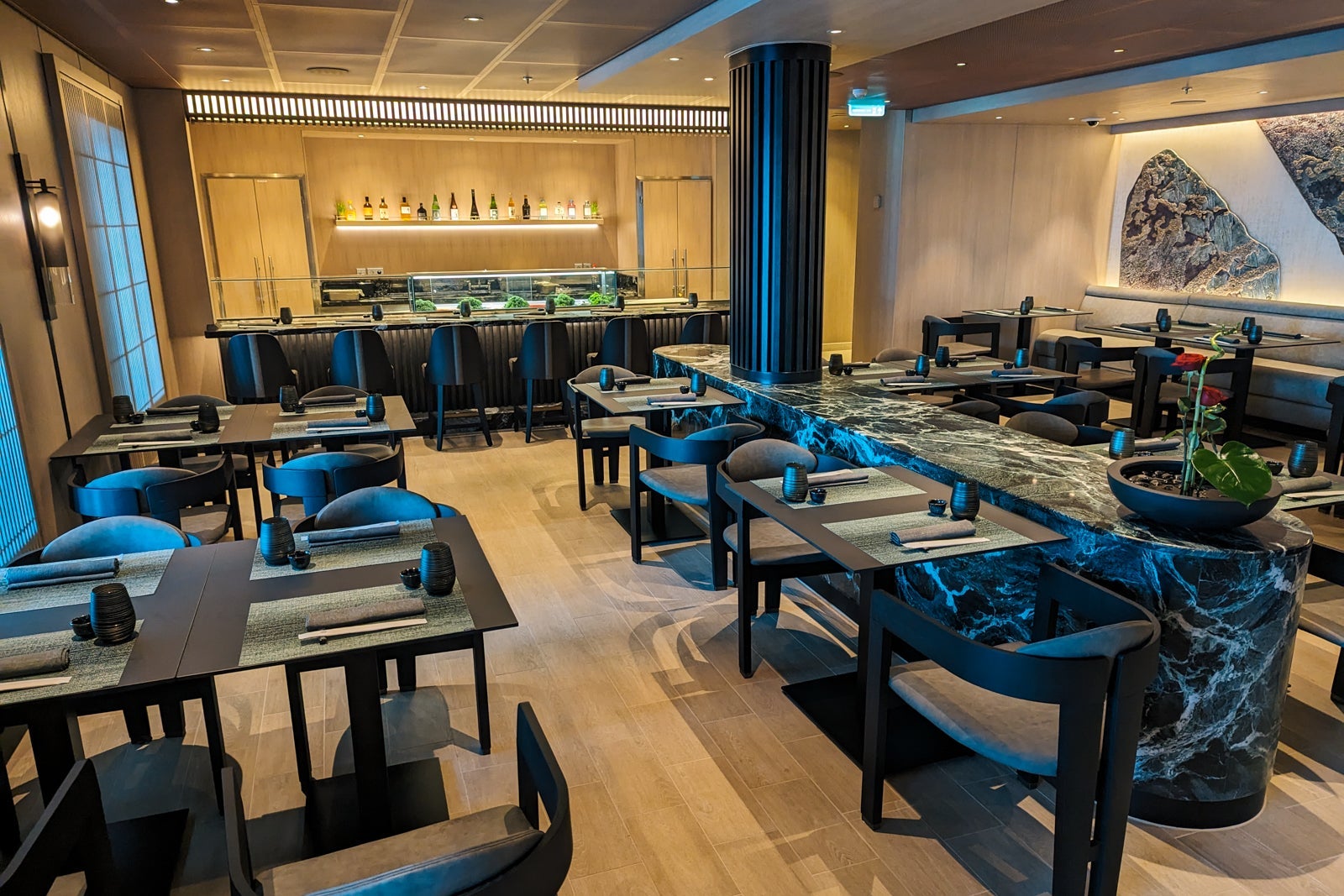 Kaiseki on Silver Ray.