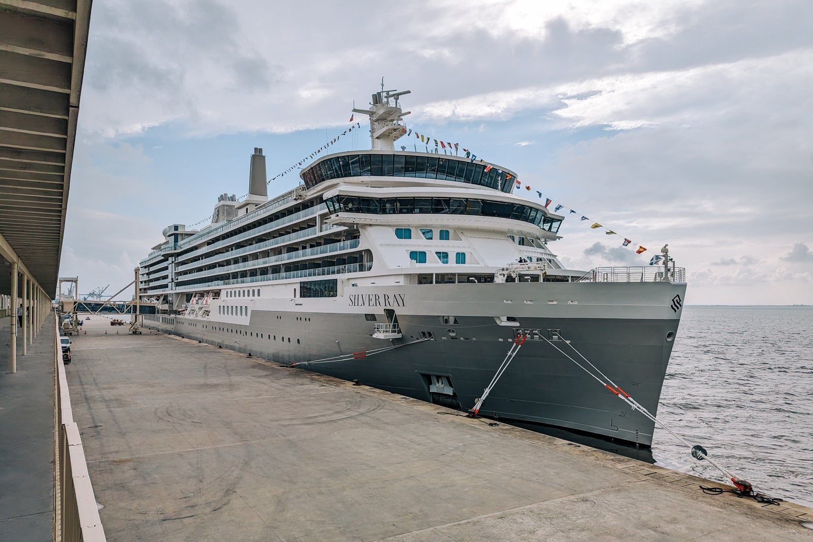 Silver Ray cruise ship