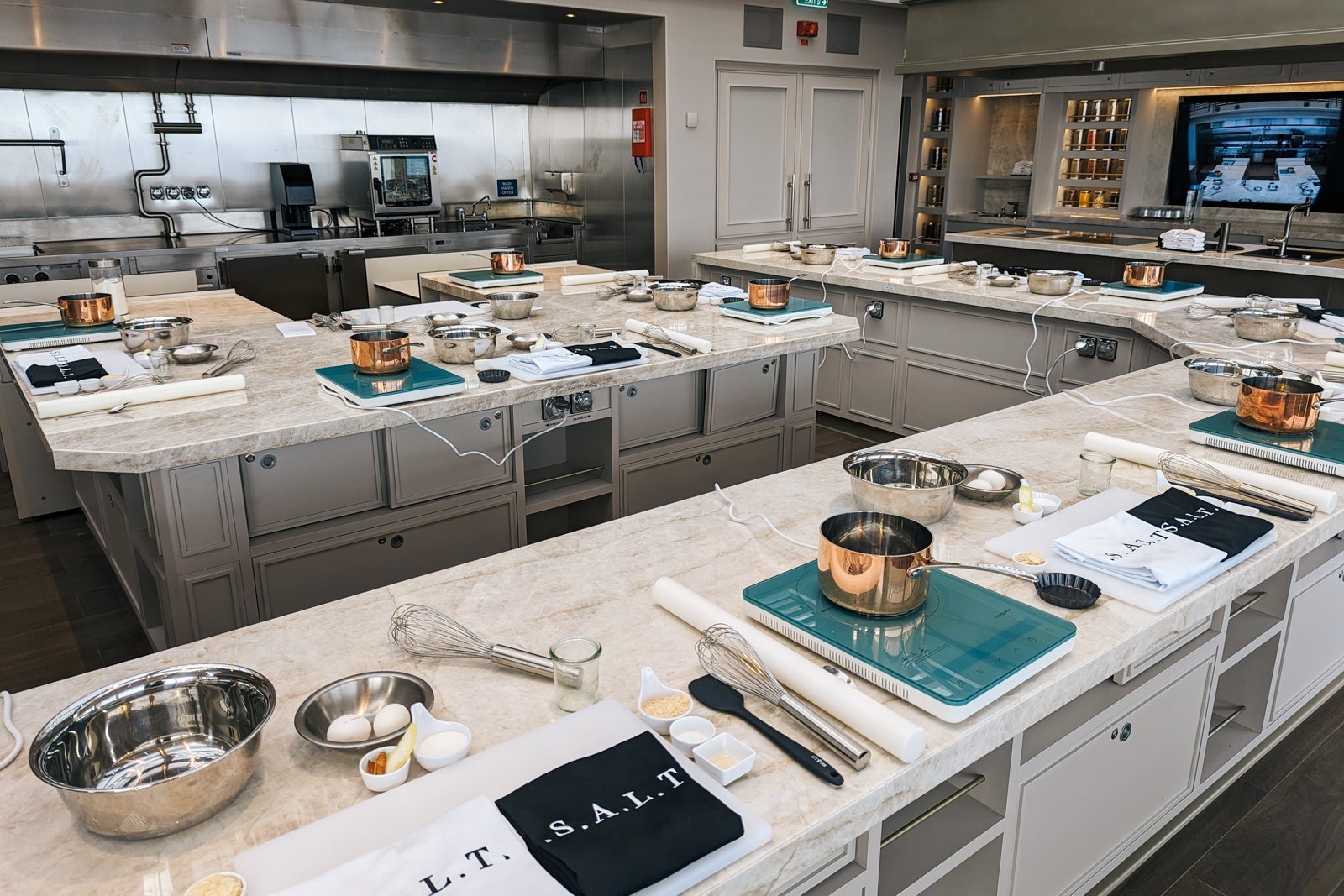 S.A.L.T. Lab on Silver Ray.