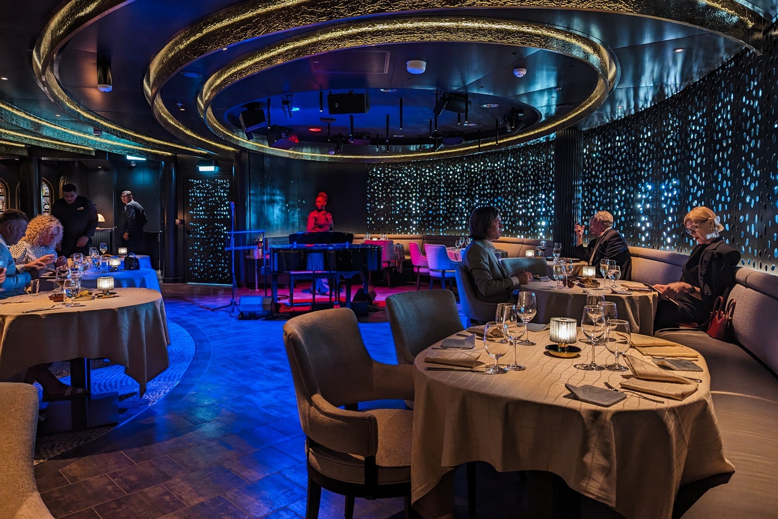 Silver Note on Silver Ray.