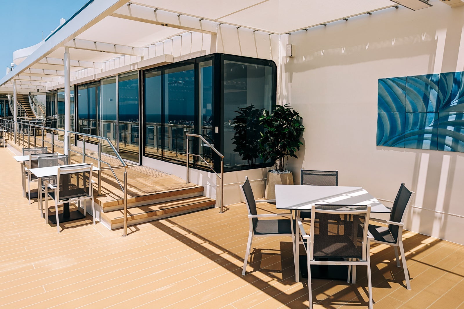 S.A.L.T. Lab on Silver Ray.