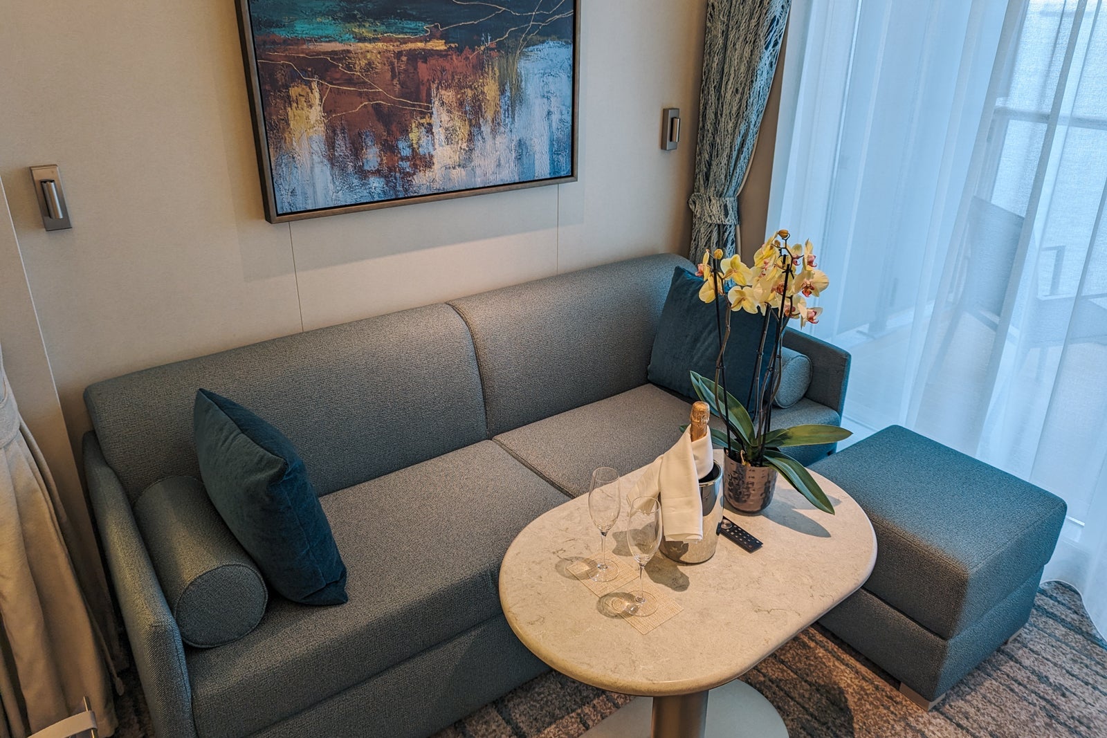 Deluxe Veranda Suite on Silver Ray.