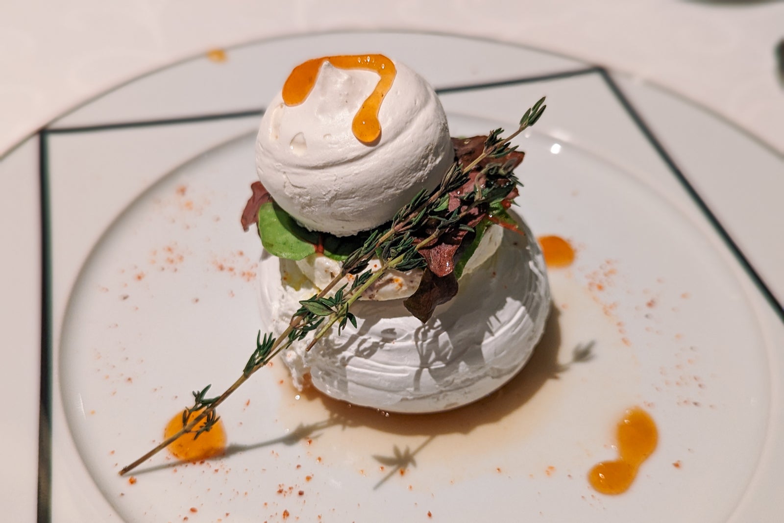 La Dame on Silver Ray.