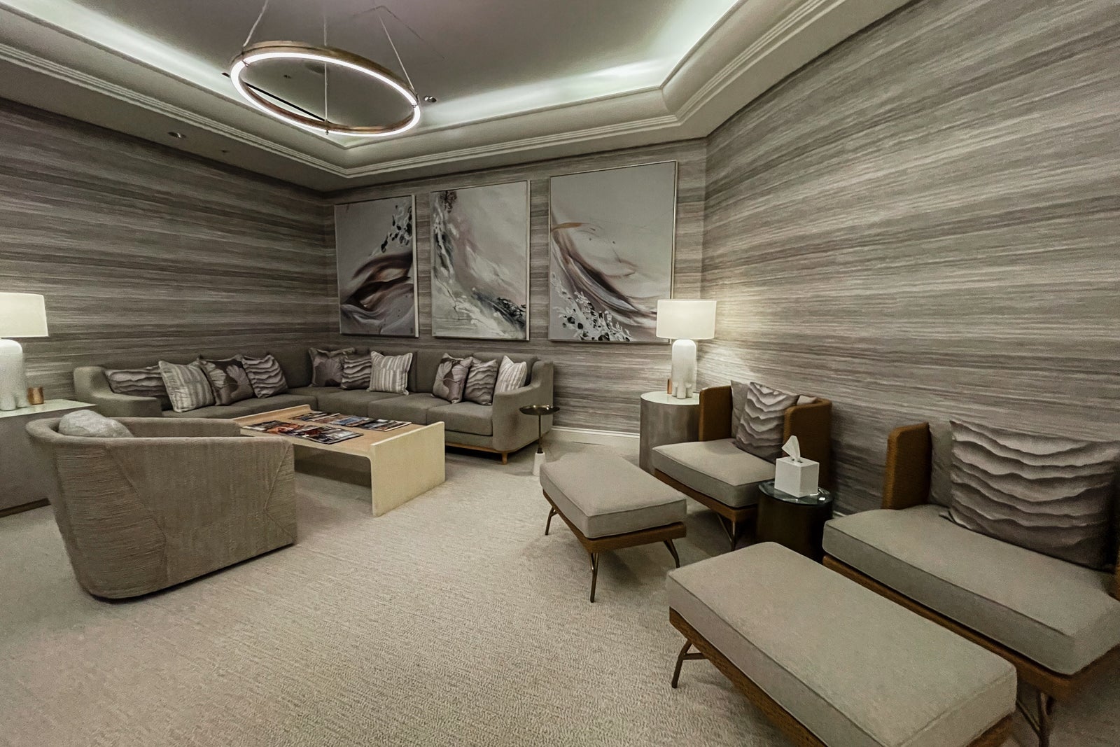 Waldorf Astoria Orlando Spa sitting room