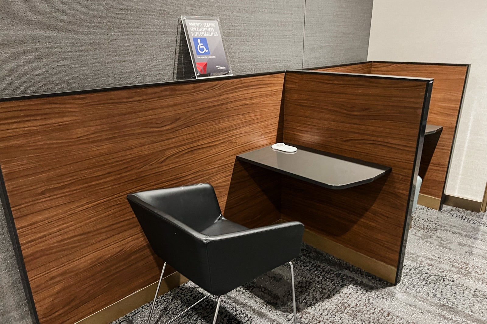delta sky club chicago